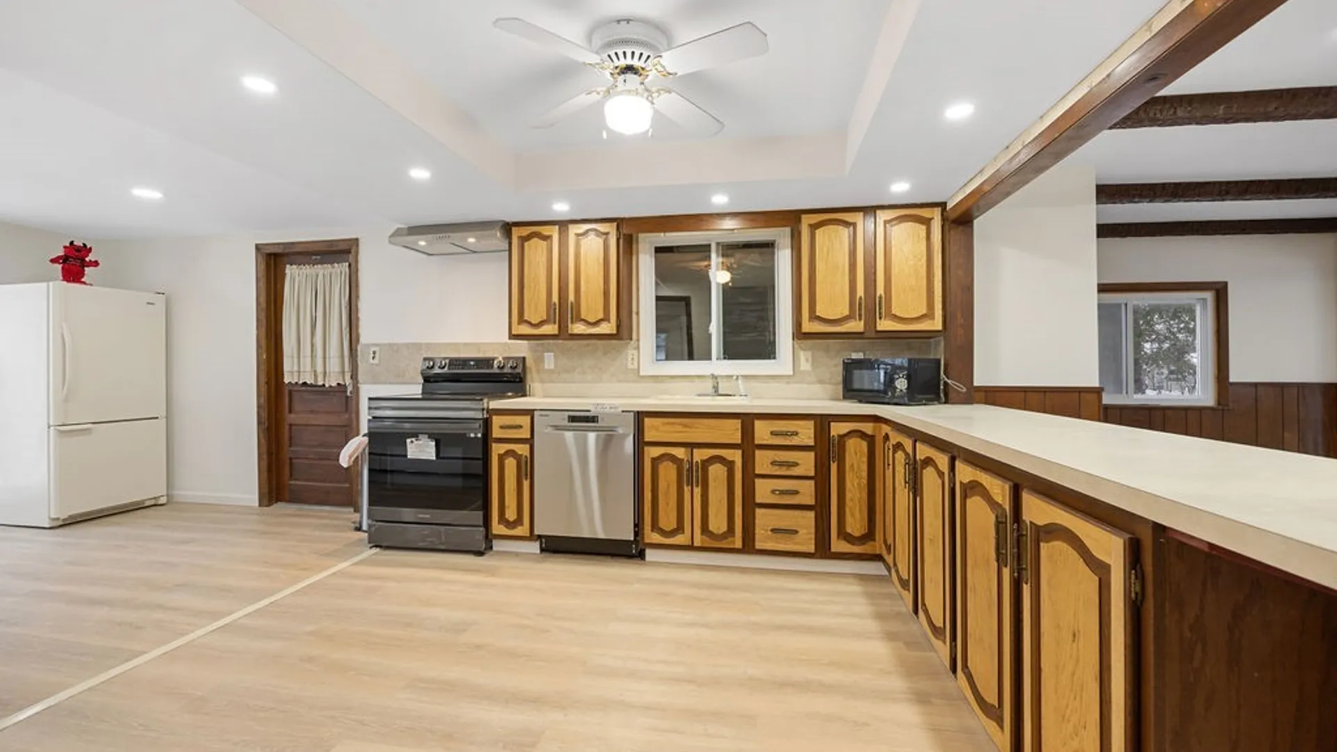 Property at 3759 Warners Road, Camillus, NY 13209 10