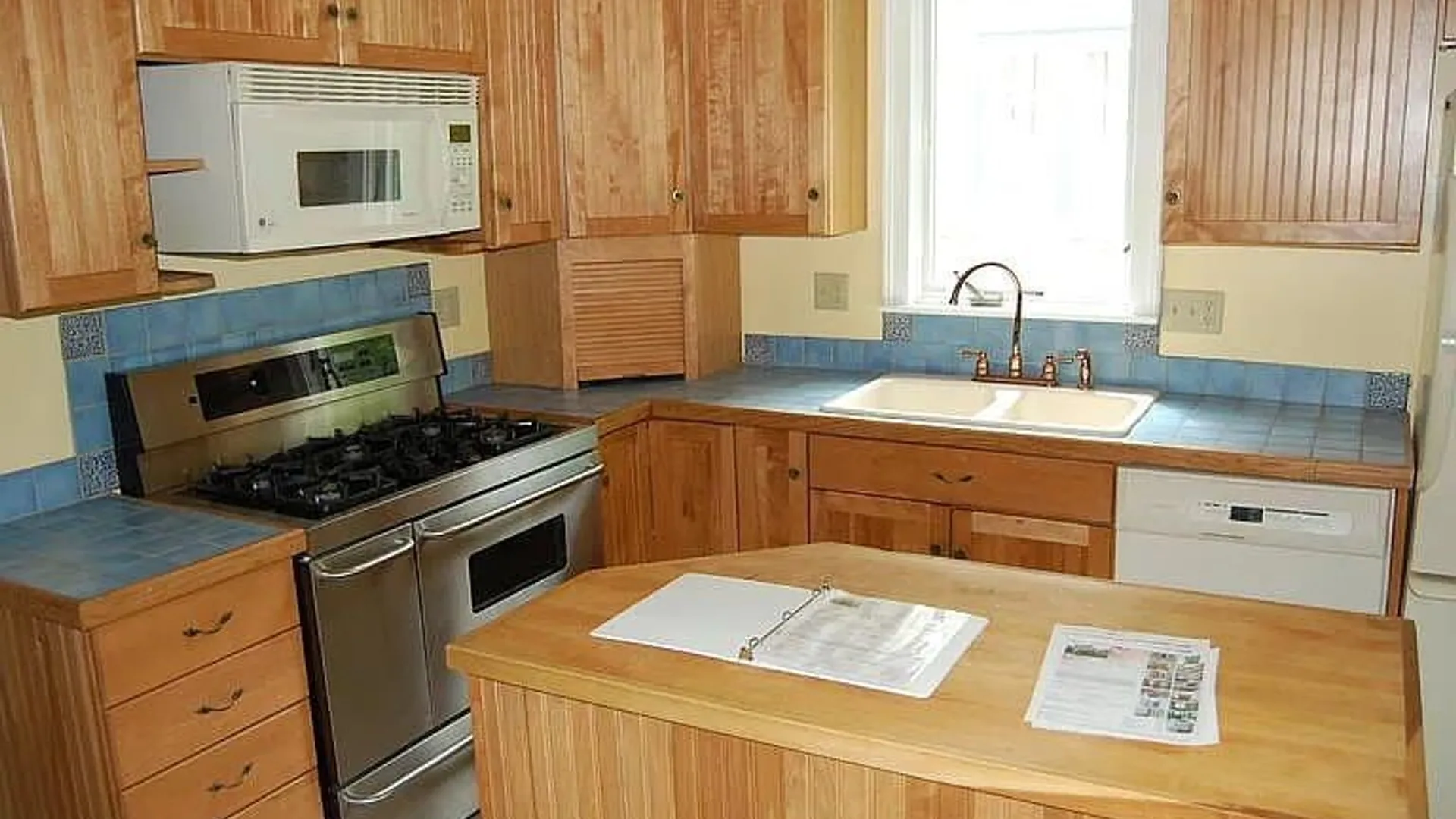 Property at 312 Allen Street, Syracuse, NY 13210 11