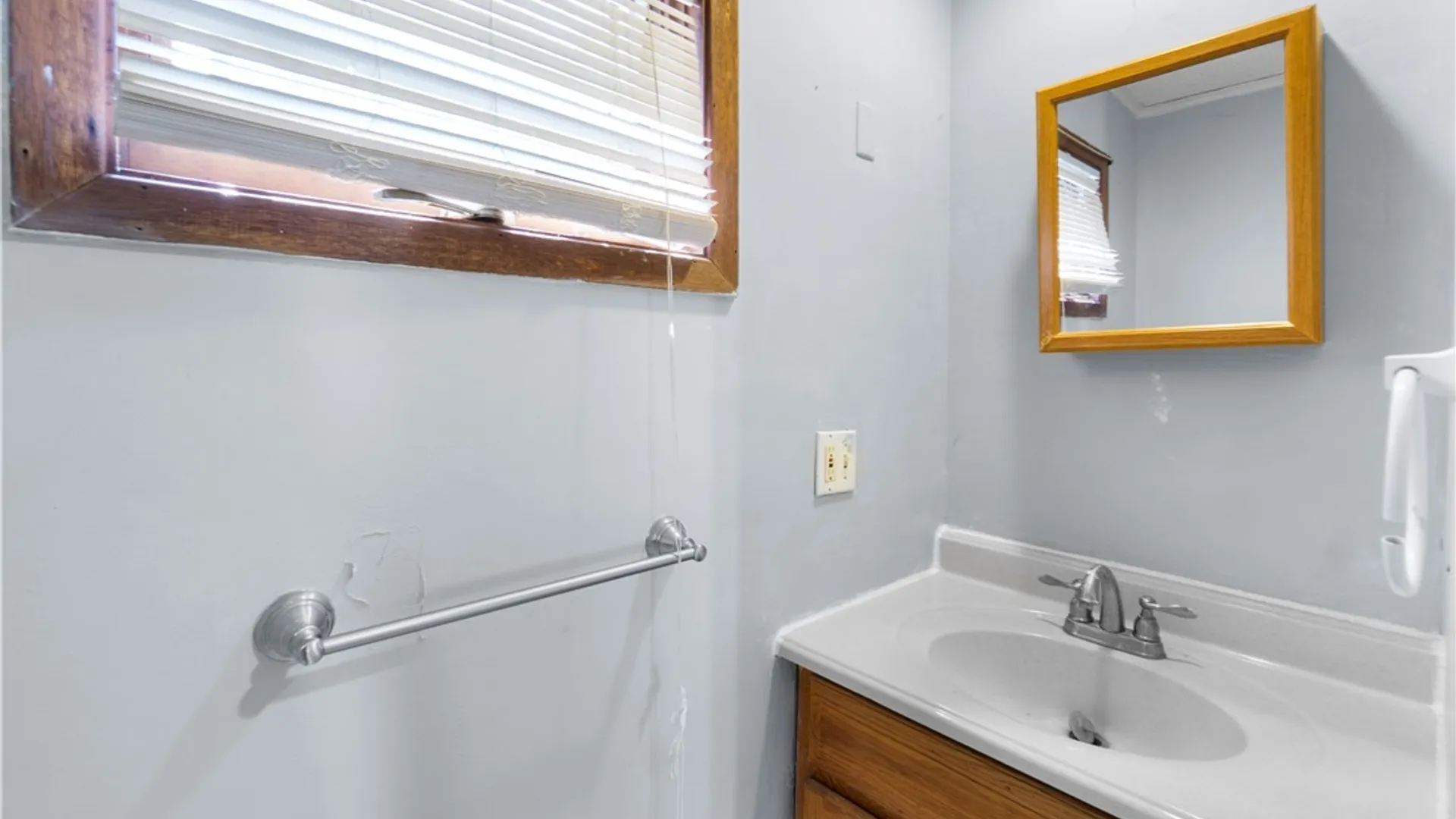 Property at 822 Westcott Street, Syracuse, NY 13210 16