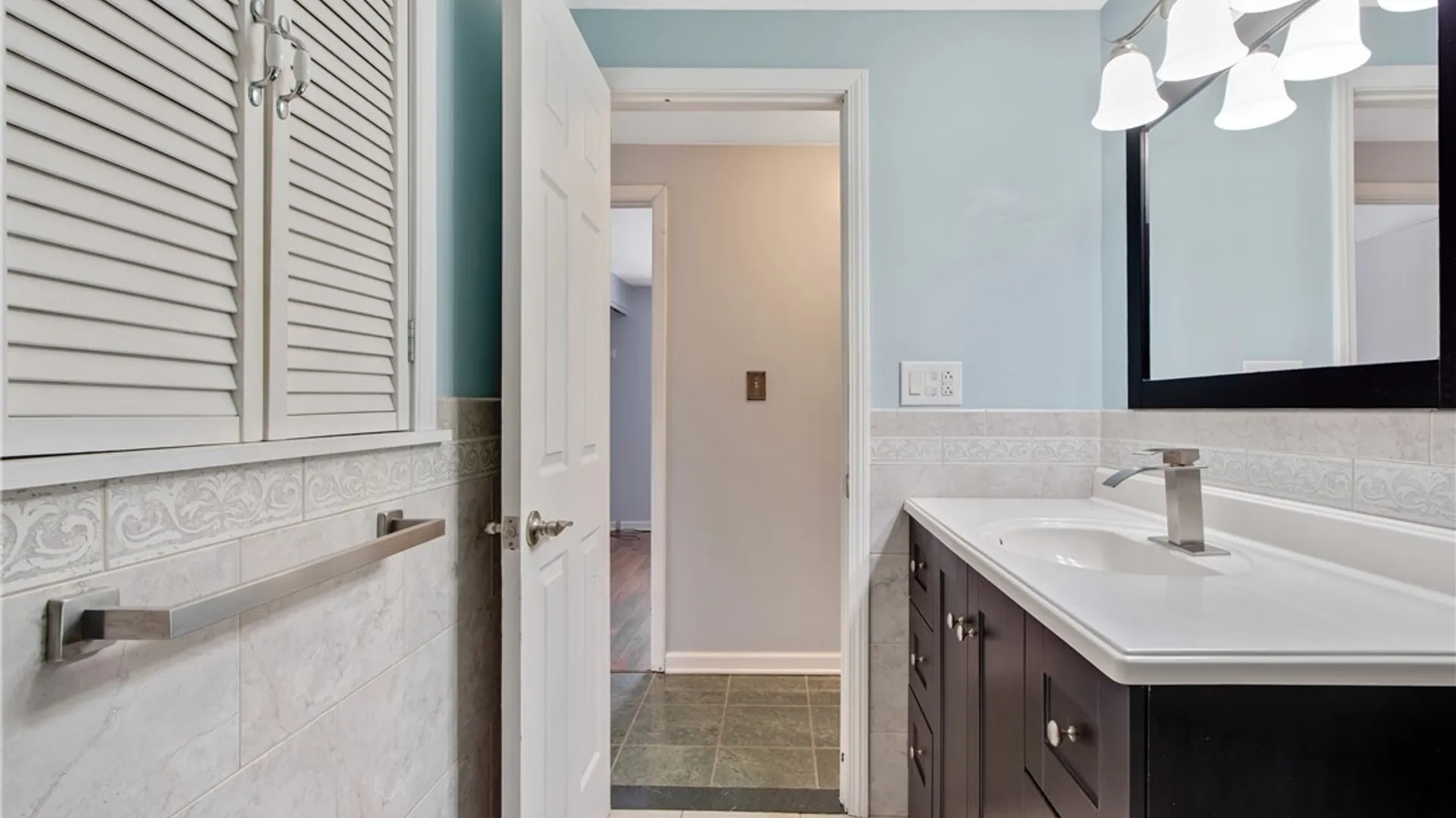 Property at 4 Toulon Drive, Cheektowaga, NY 14227 27