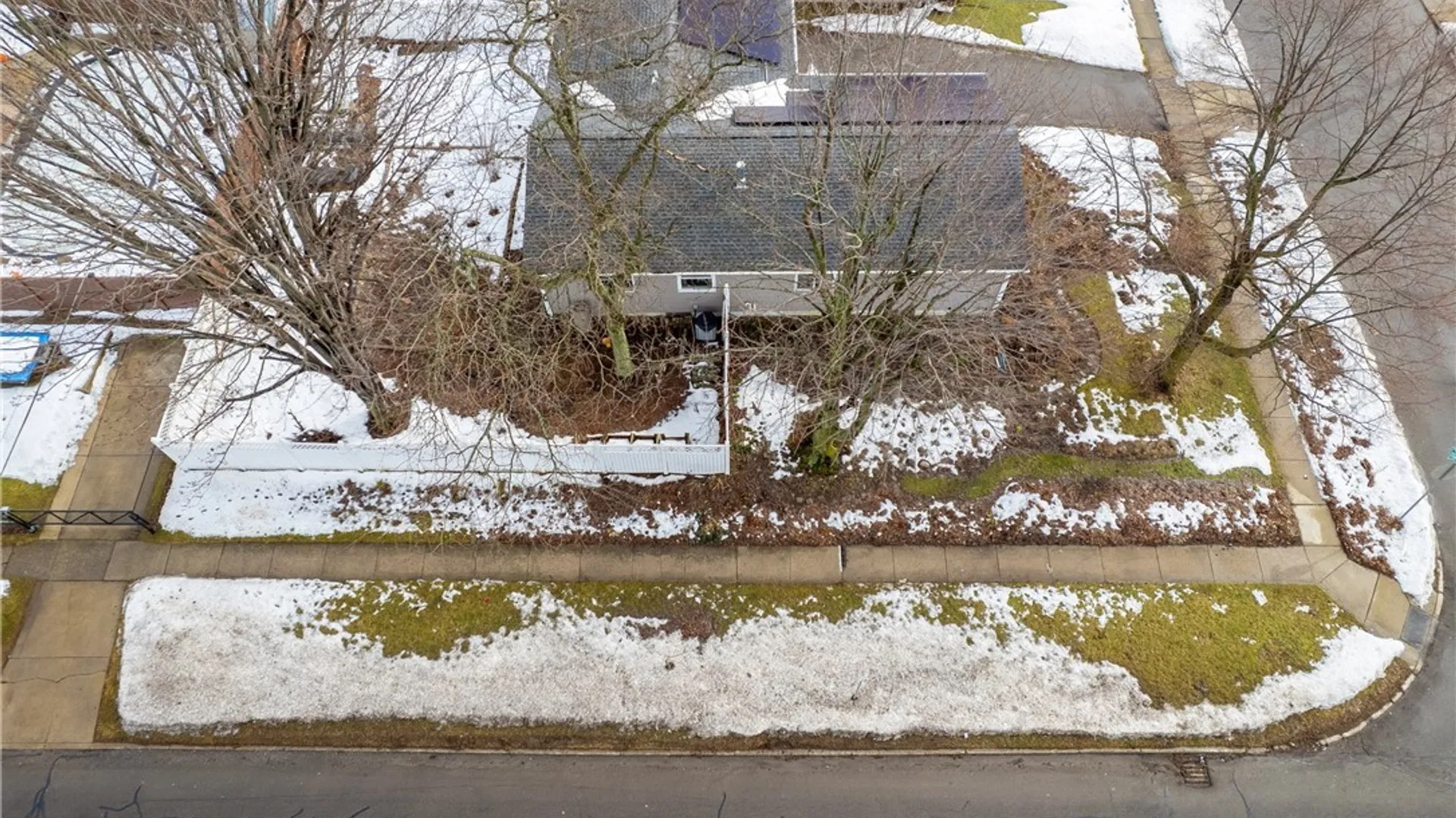 Property at 4 Toulon Drive, Cheektowaga, NY 14227 36
