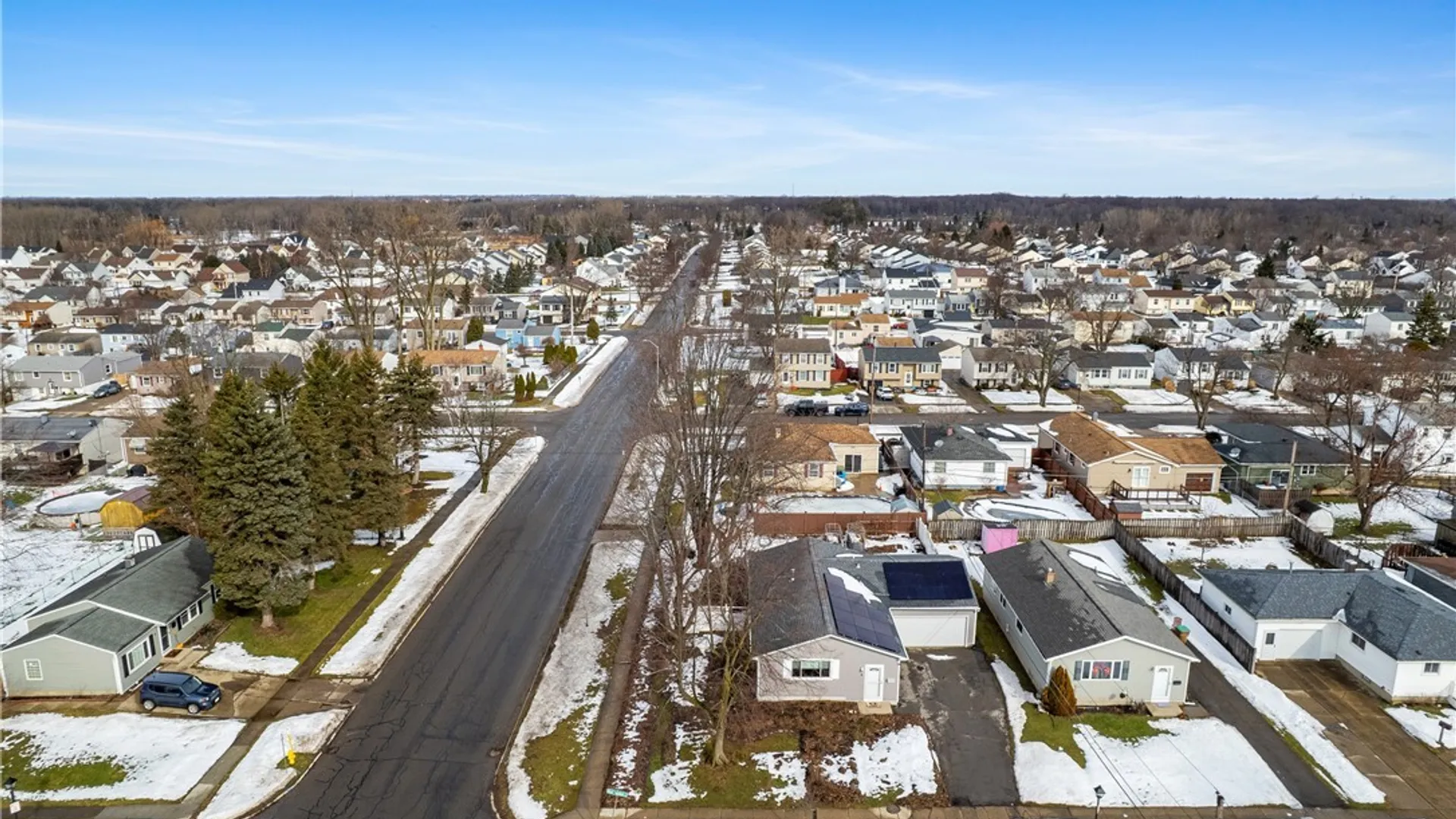 Property at 4 Toulon Drive, Cheektowaga, NY 14227 37