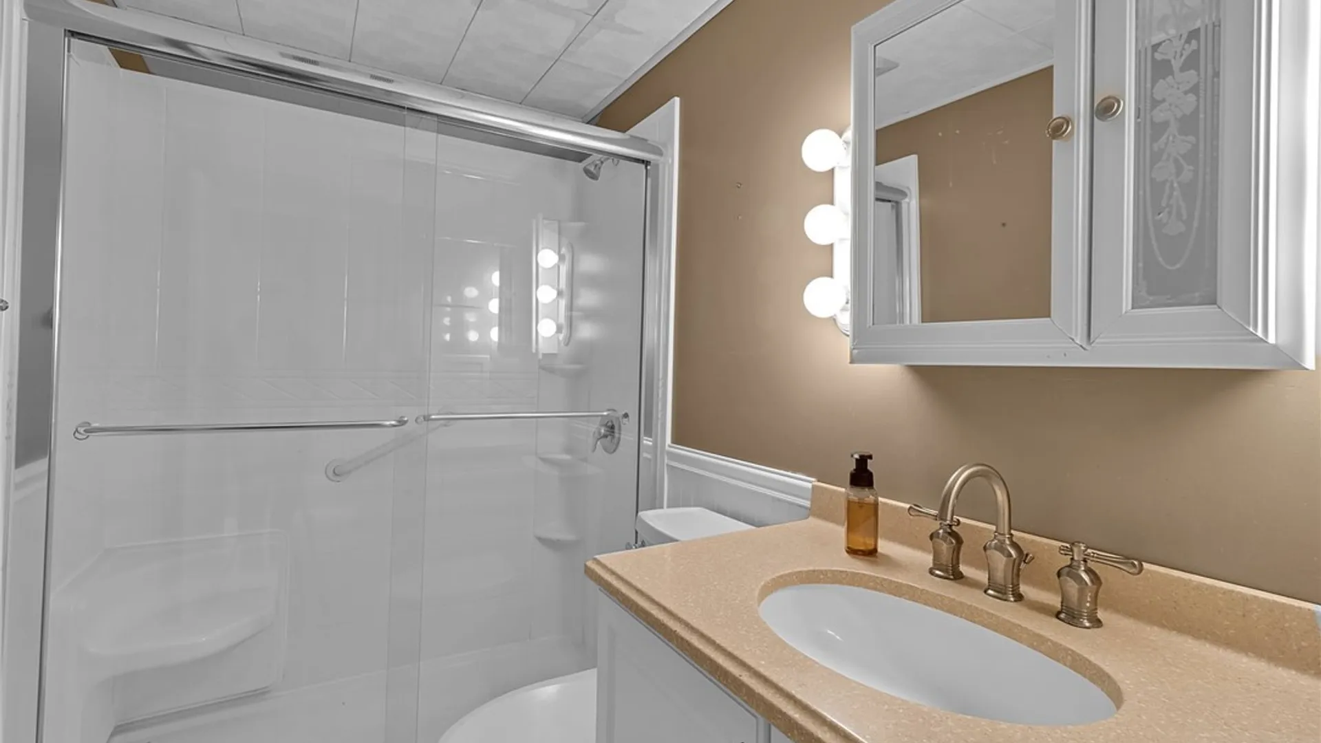 Property at 145 Beyer Drive, Tonawanda, NY 14150 11