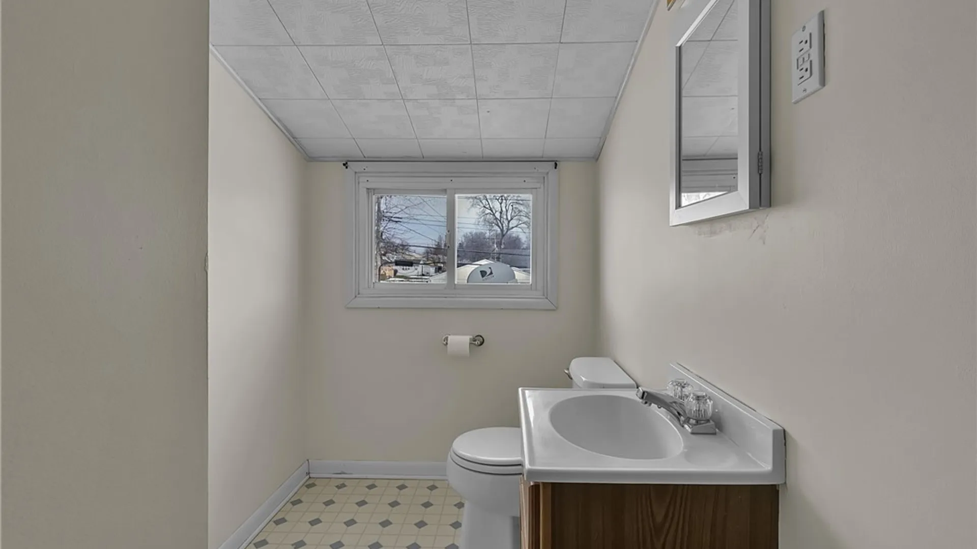 Property at 145 Beyer Drive, Tonawanda, NY 14150 14