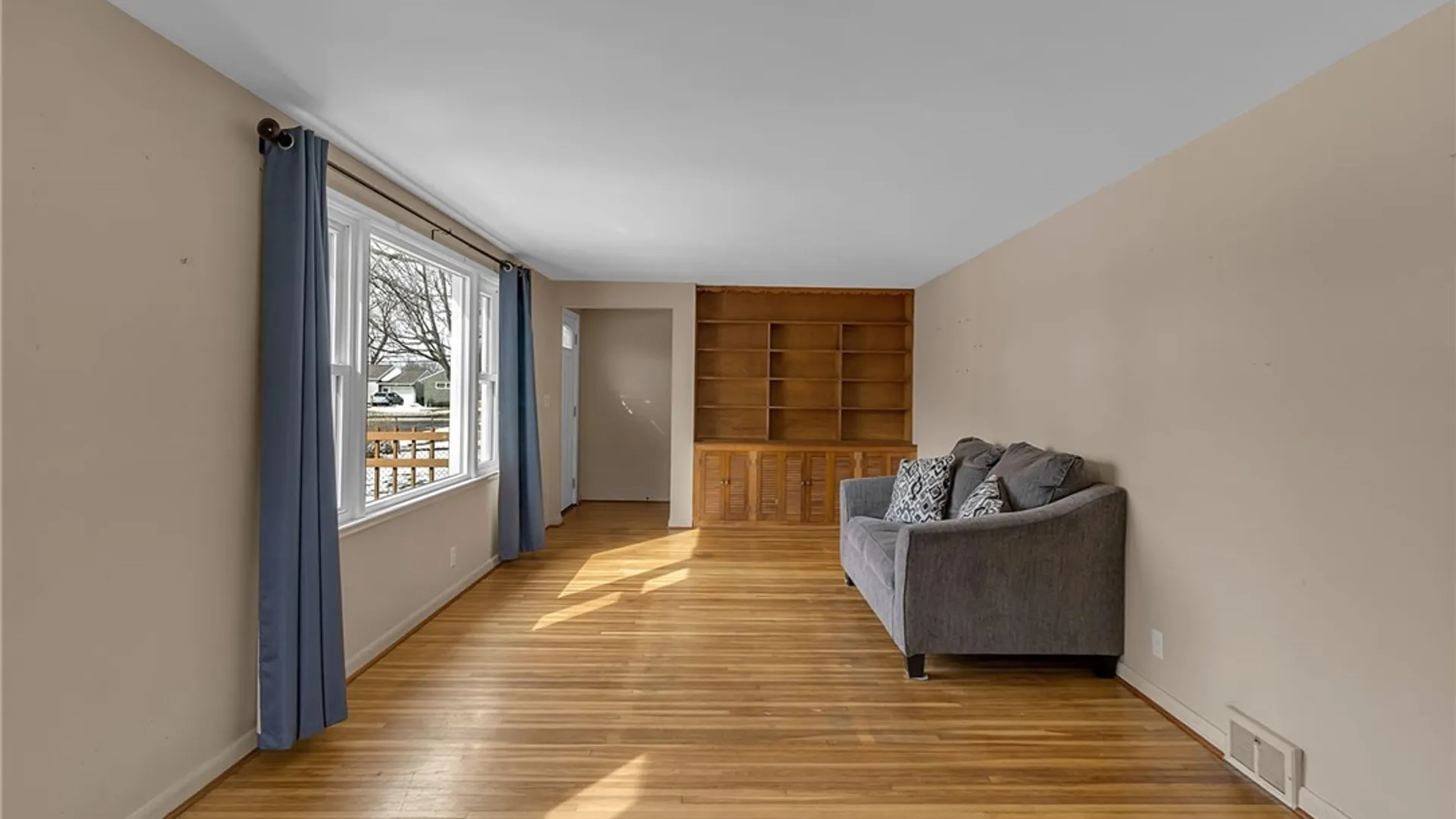 Property at 145 Beyer Drive, Tonawanda, NY 14150 5