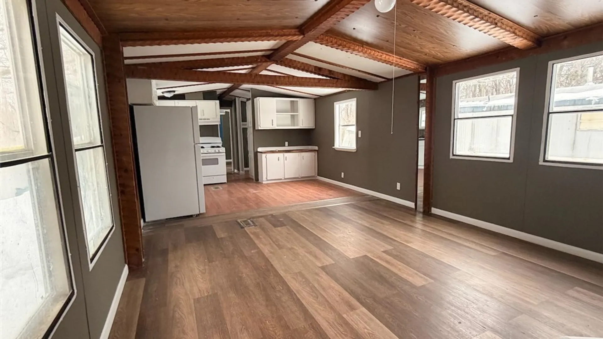 Property at 956 Middle Road, Scriba, NY 13126 3