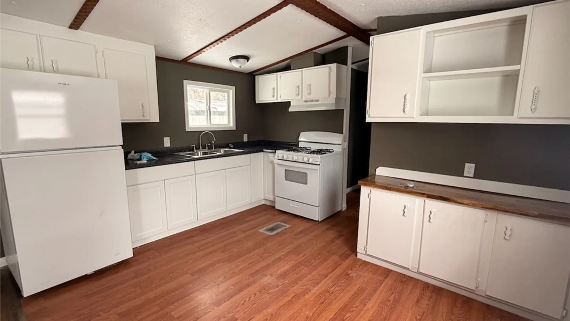 Property at 956 Middle Road, Scriba, NY 13126 6