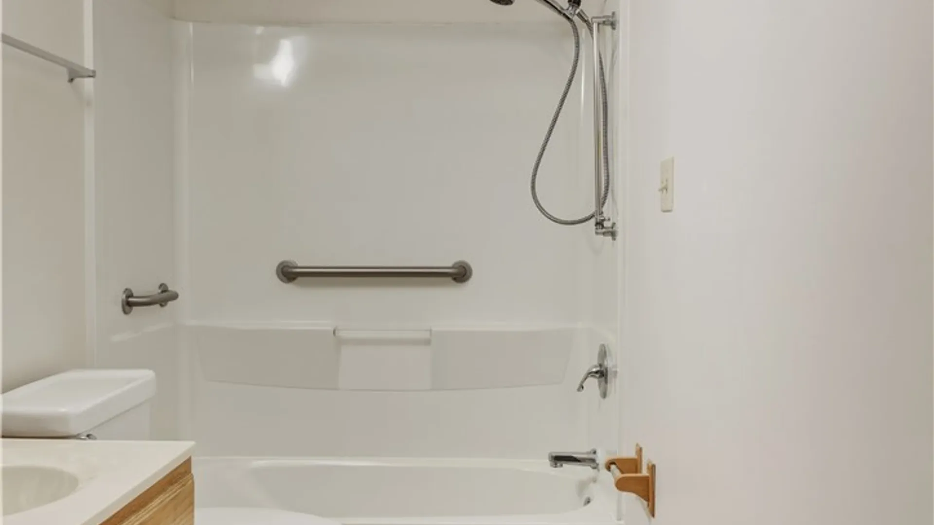 Property at 122 Chemung Place, Elmira City, NY 14904 27