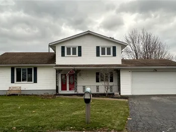 Property at 124 Granada Circle, Irondequoit, NY 14609