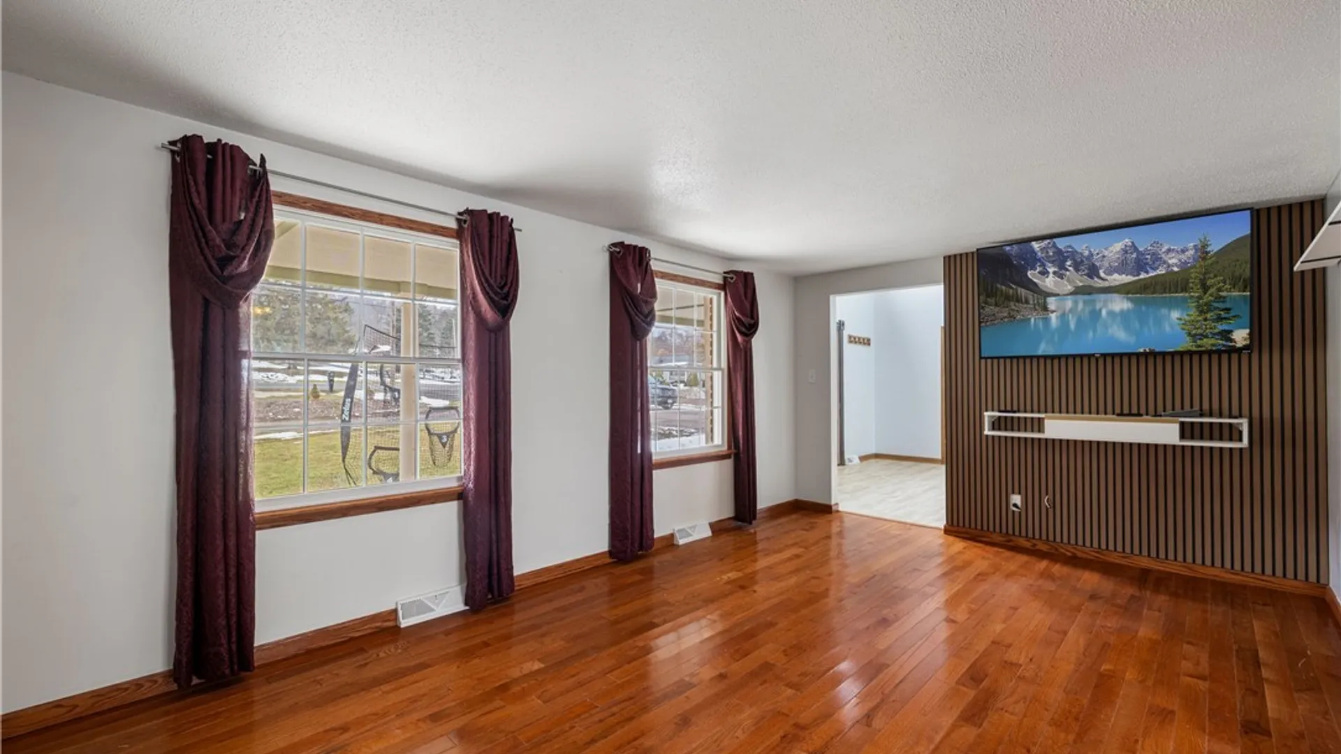 Property at 1043 Ridge Road, Lewiston, NY 14092 11