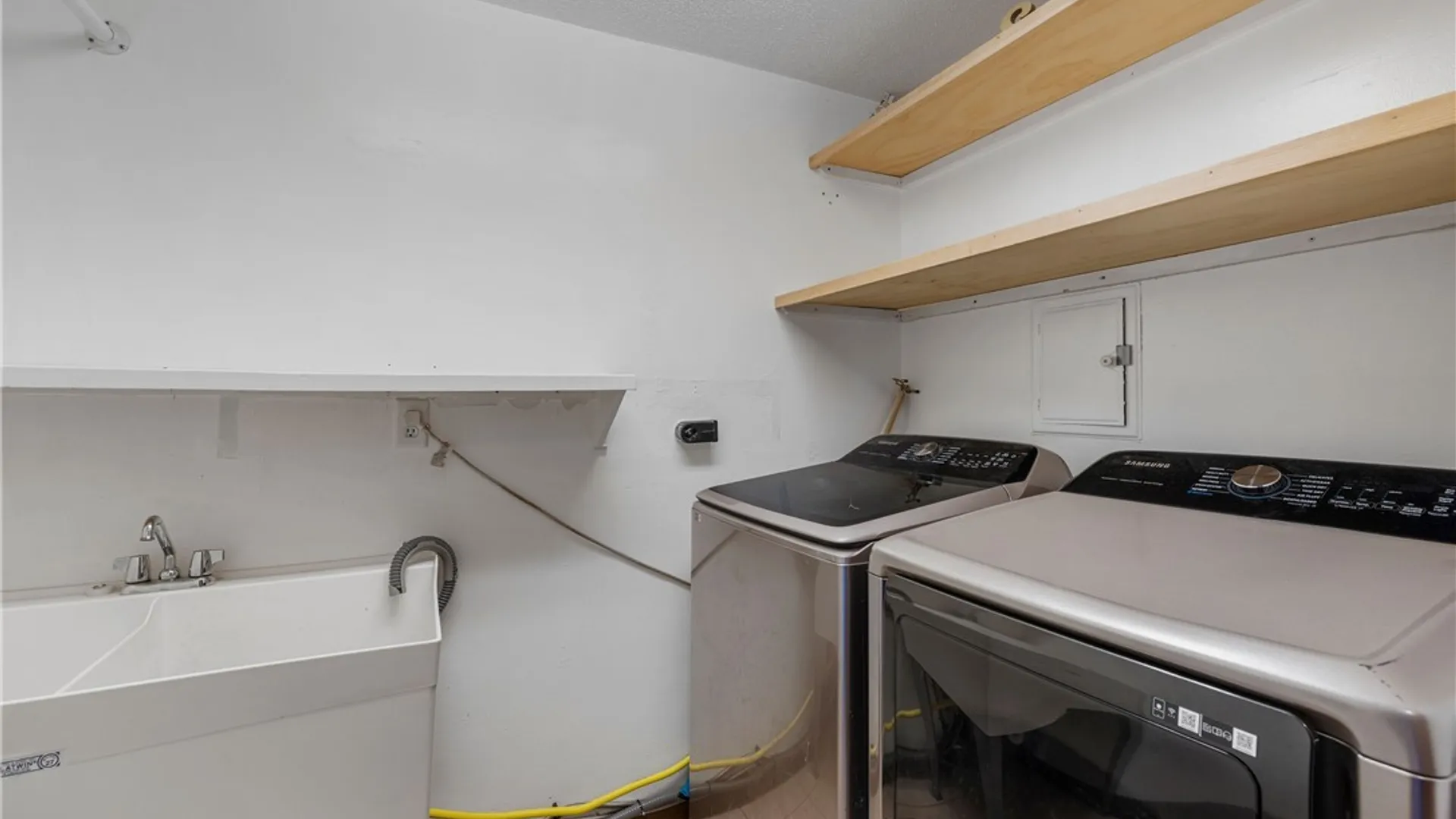 Property at 1043 Ridge Road, Lewiston, NY 14092 19