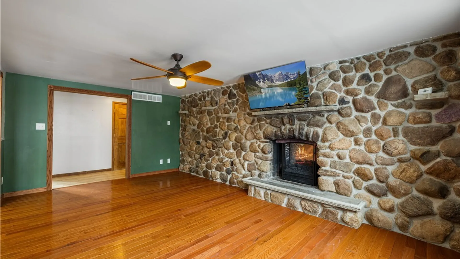 Property at 1043 Ridge Road, Lewiston, NY 14092 20