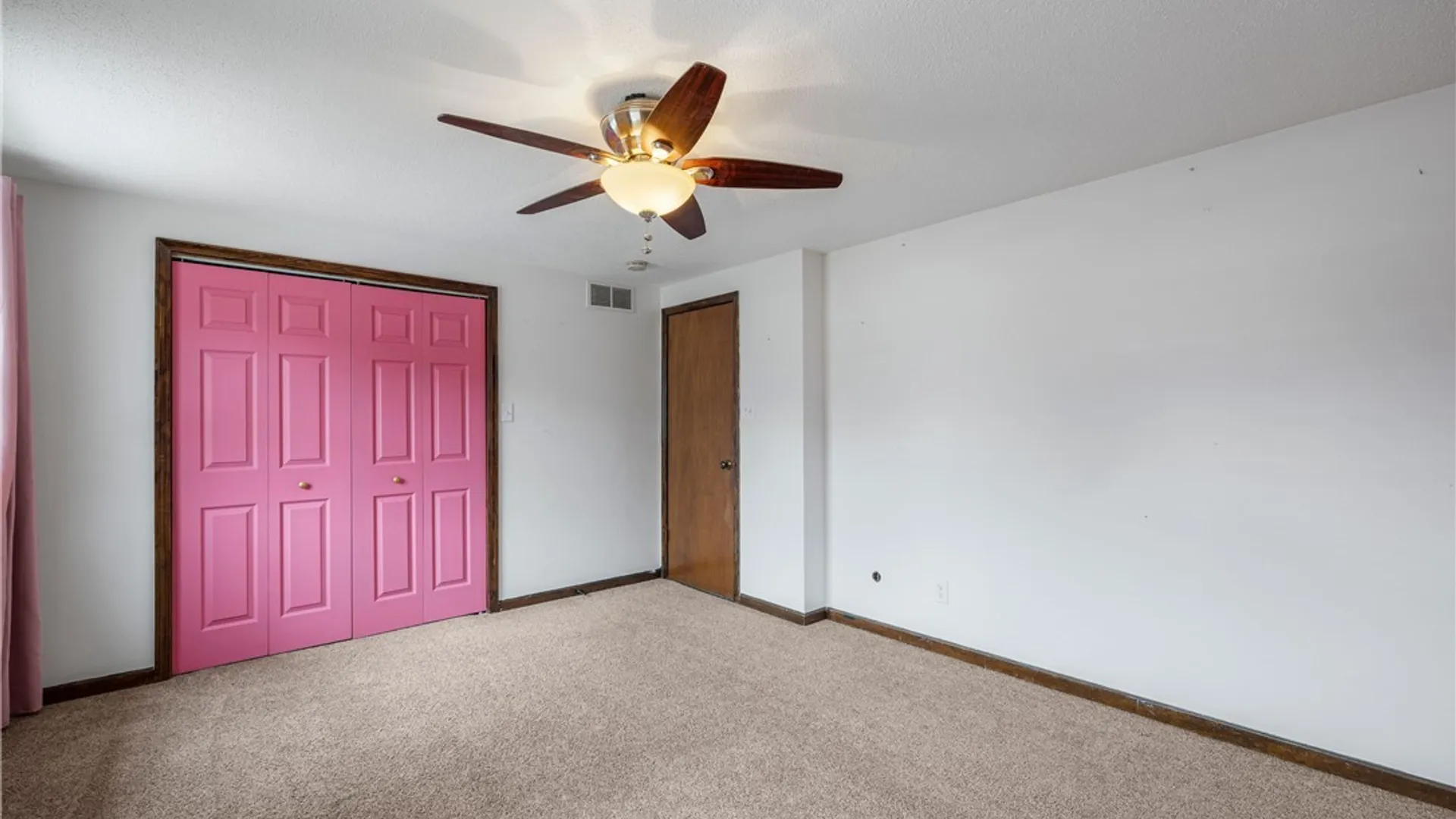 Property at 1043 Ridge Road, Lewiston, NY 14092 25