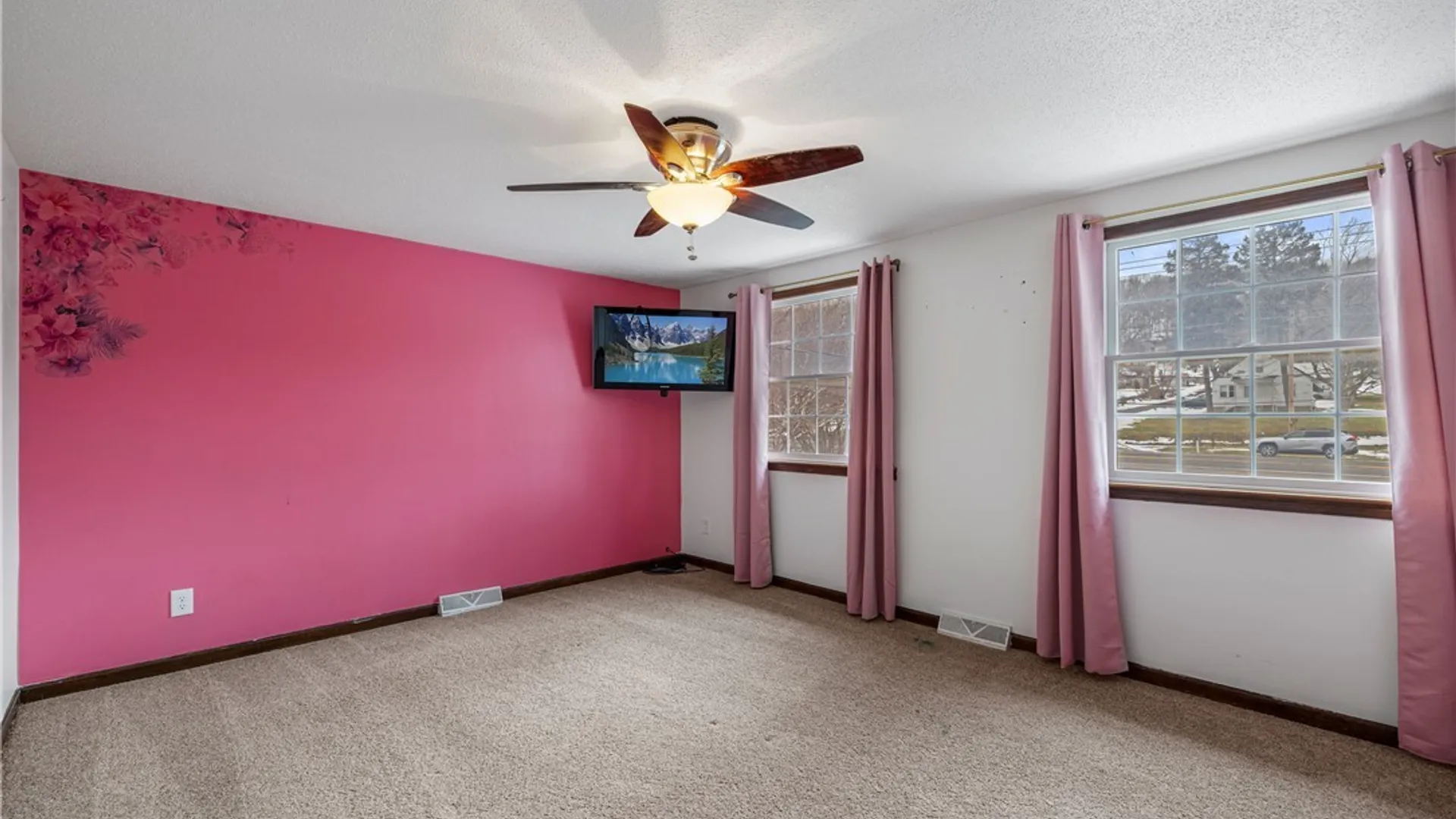 Property at 1043 Ridge Road, Lewiston, NY 14092 26