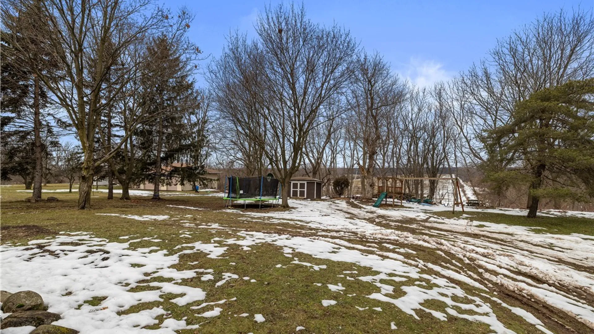 Property at 1043 Ridge Road, Lewiston, NY 14092 39