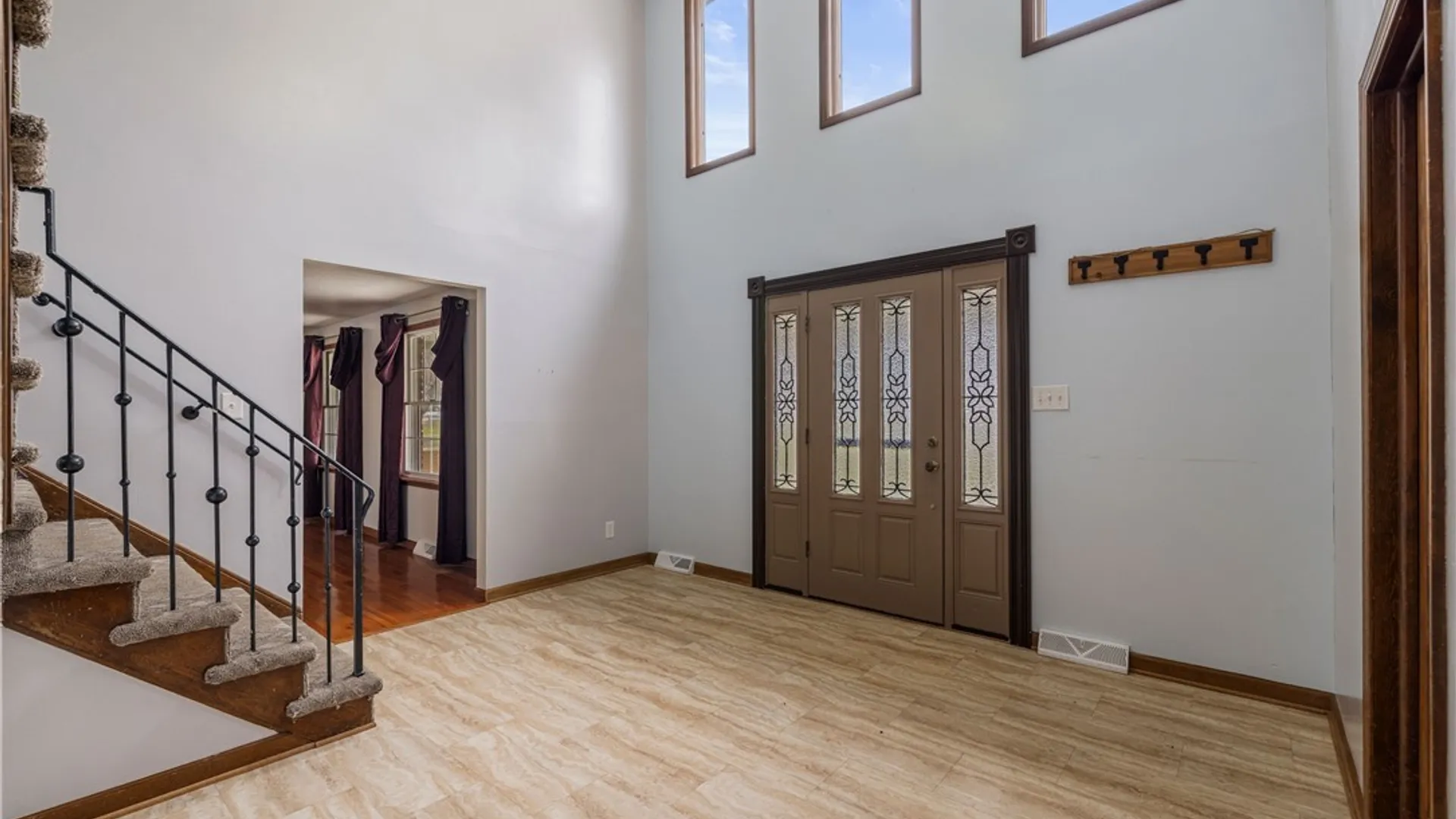 Property at 1043 Ridge Road, Lewiston, NY 14092 4