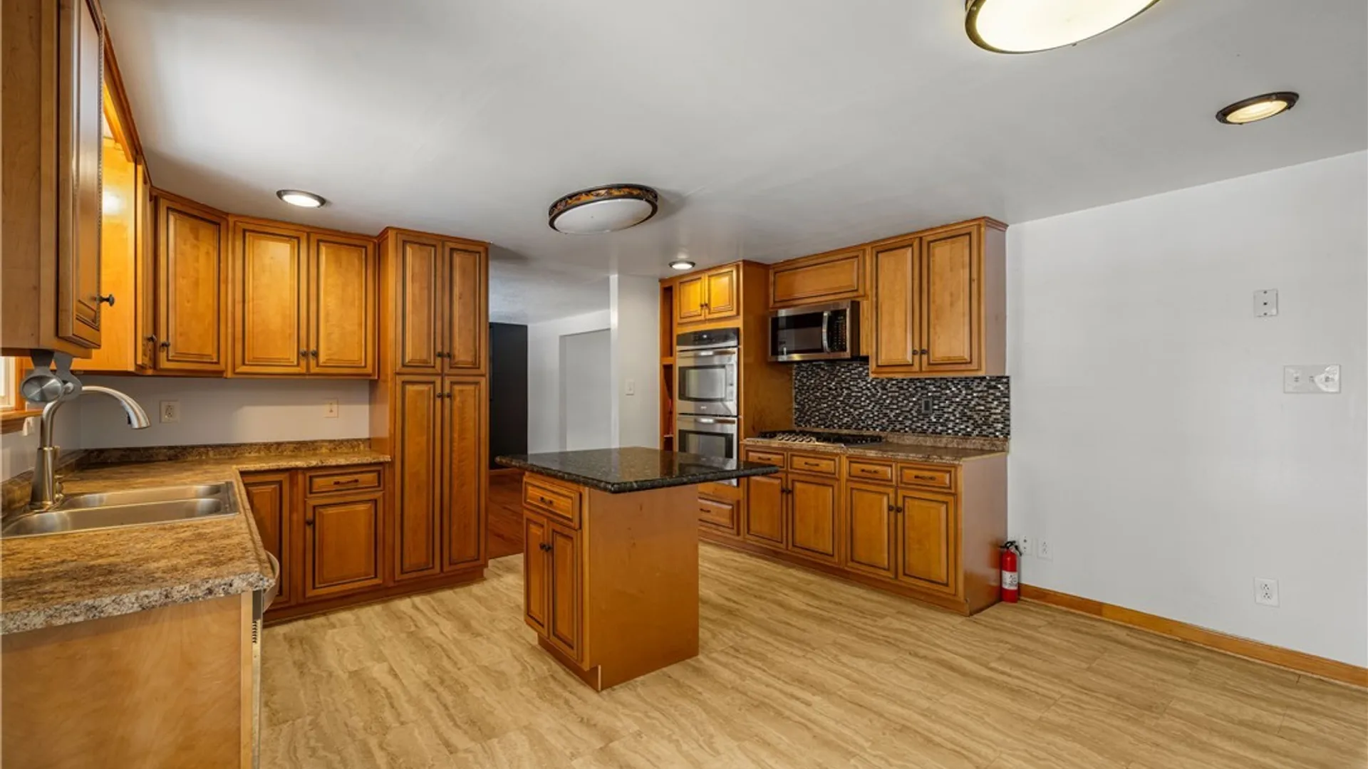 Property at 1043 Ridge Road, Lewiston, NY 14092 9