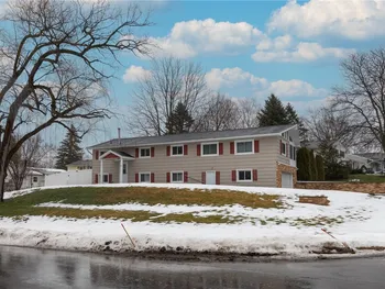 Property at 10 Nevins Road, Henrietta, NY 14467