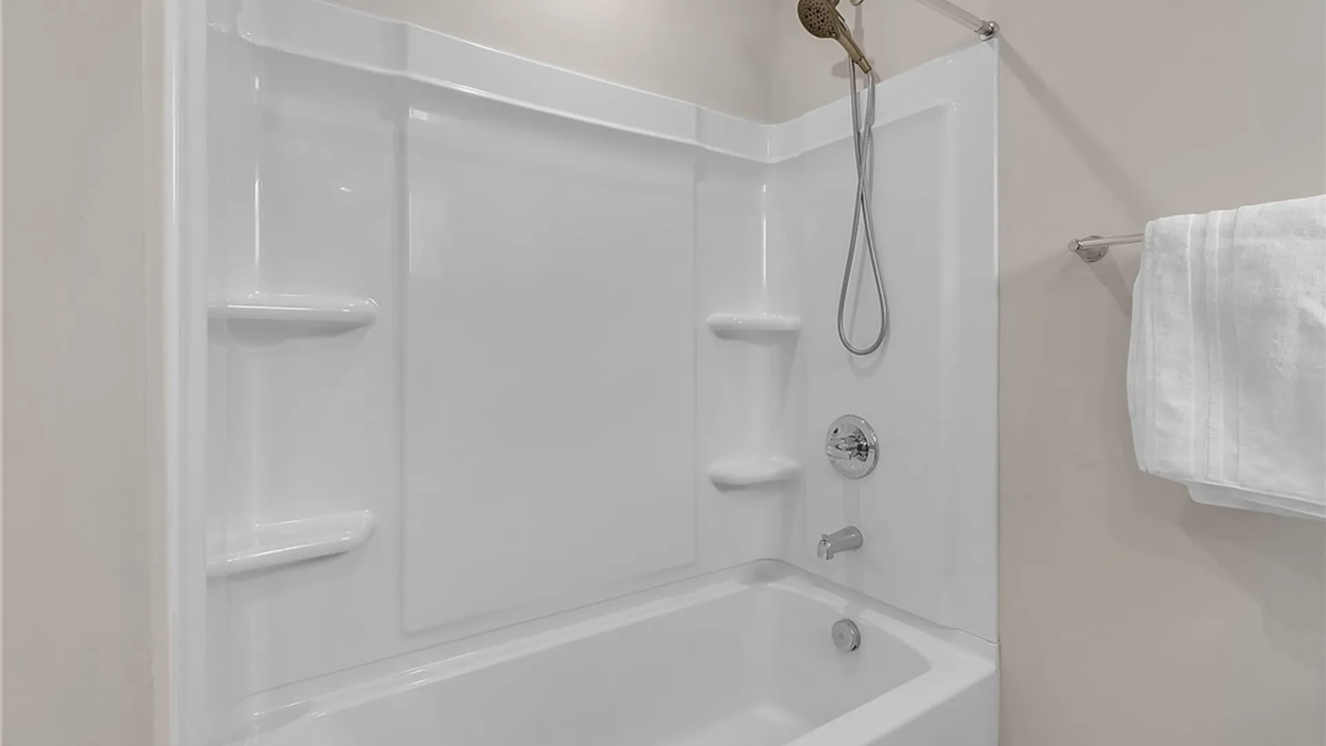 Property at 107 Grant Boulevard, West Seneca, NY 14218 24