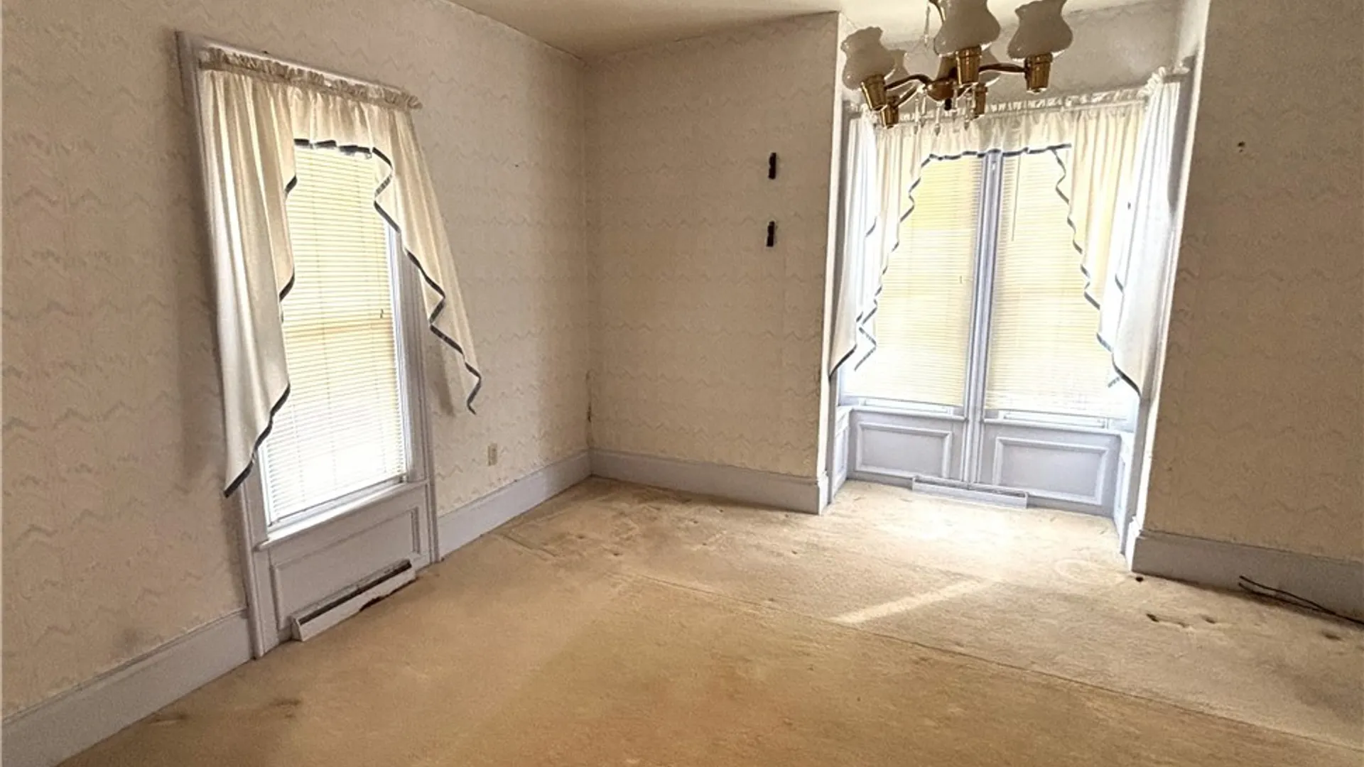 Property at 15 Franklin Street, Jamestown, NY 14701 9