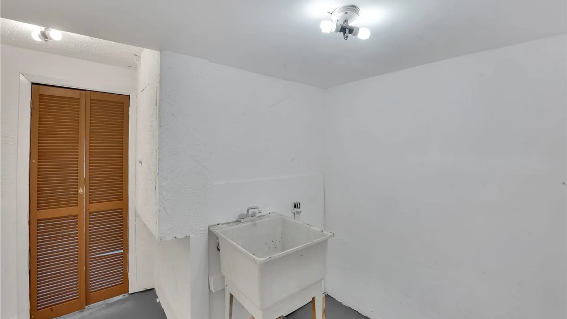 Property at 1862 Seneca #1 Street, Buffalo, NY 14210 10