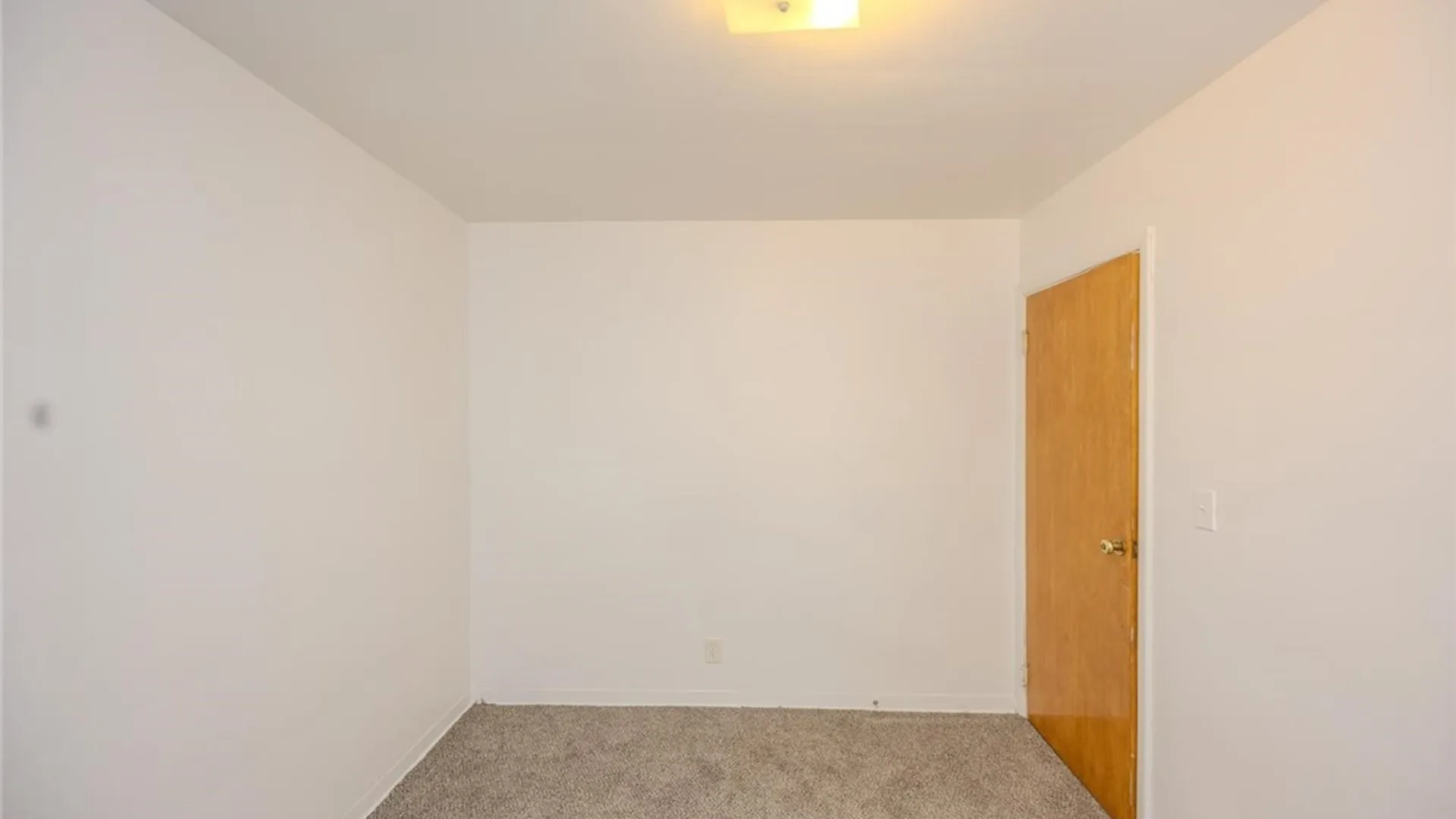 Property at 2101 Pine Avenue, Niagara Falls, NY 14301 20