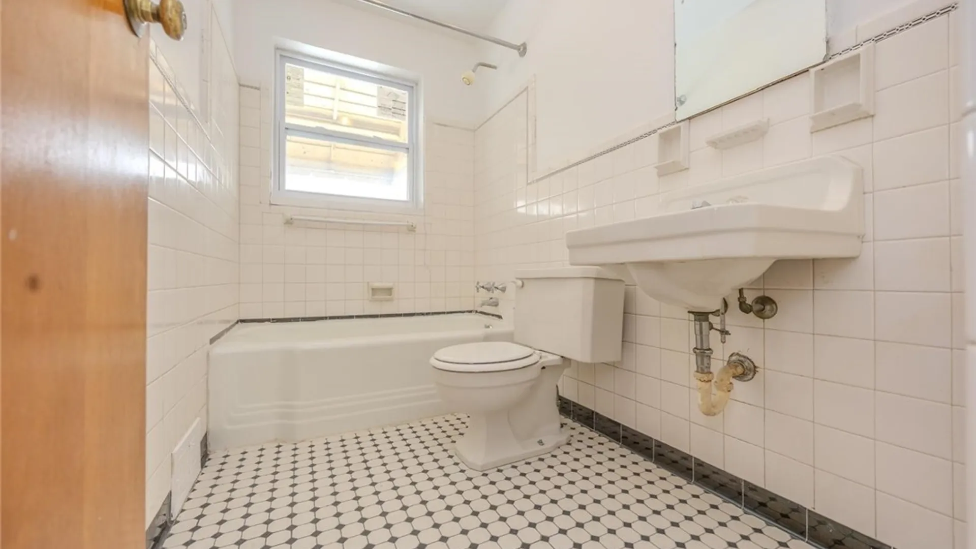 Property at 2101 Pine Avenue, Niagara Falls, NY 14301 31