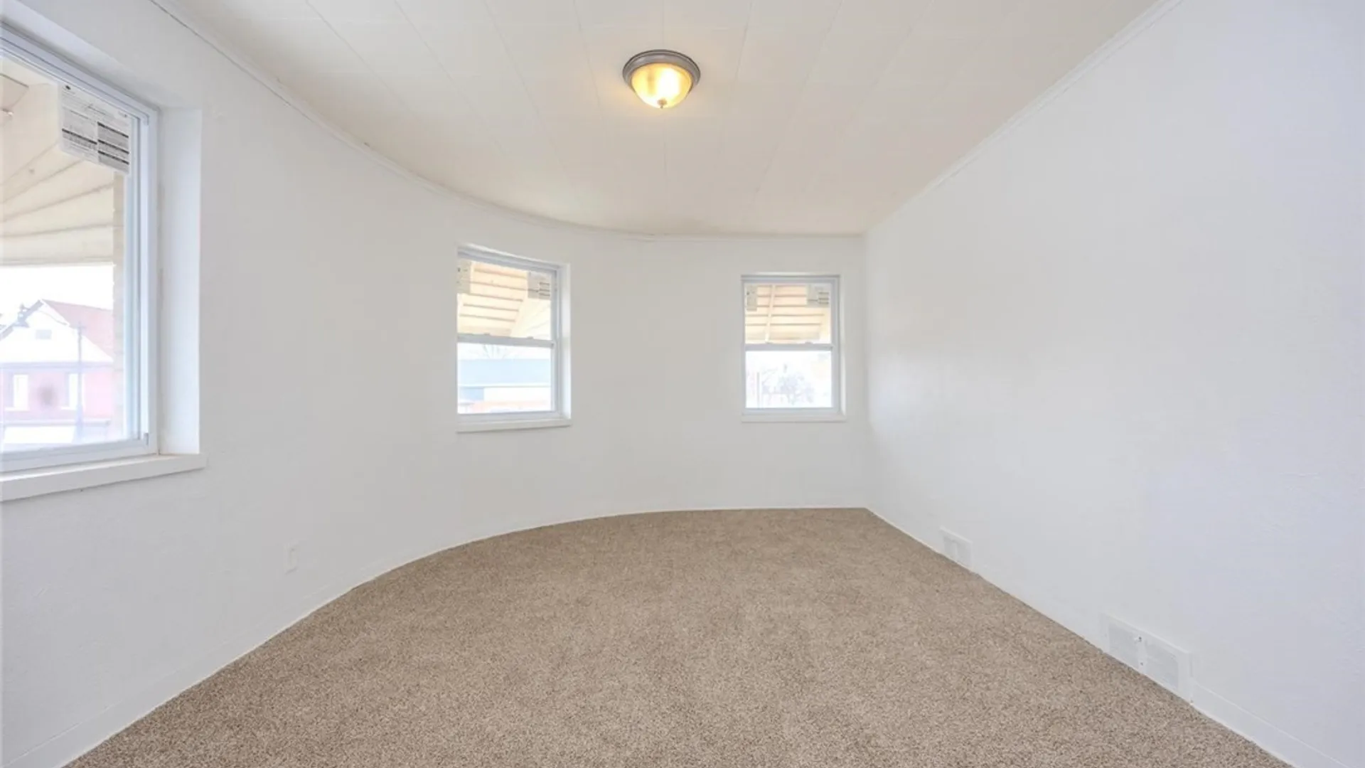 Property at 2101 Pine Avenue, Niagara Falls, NY 14301 17