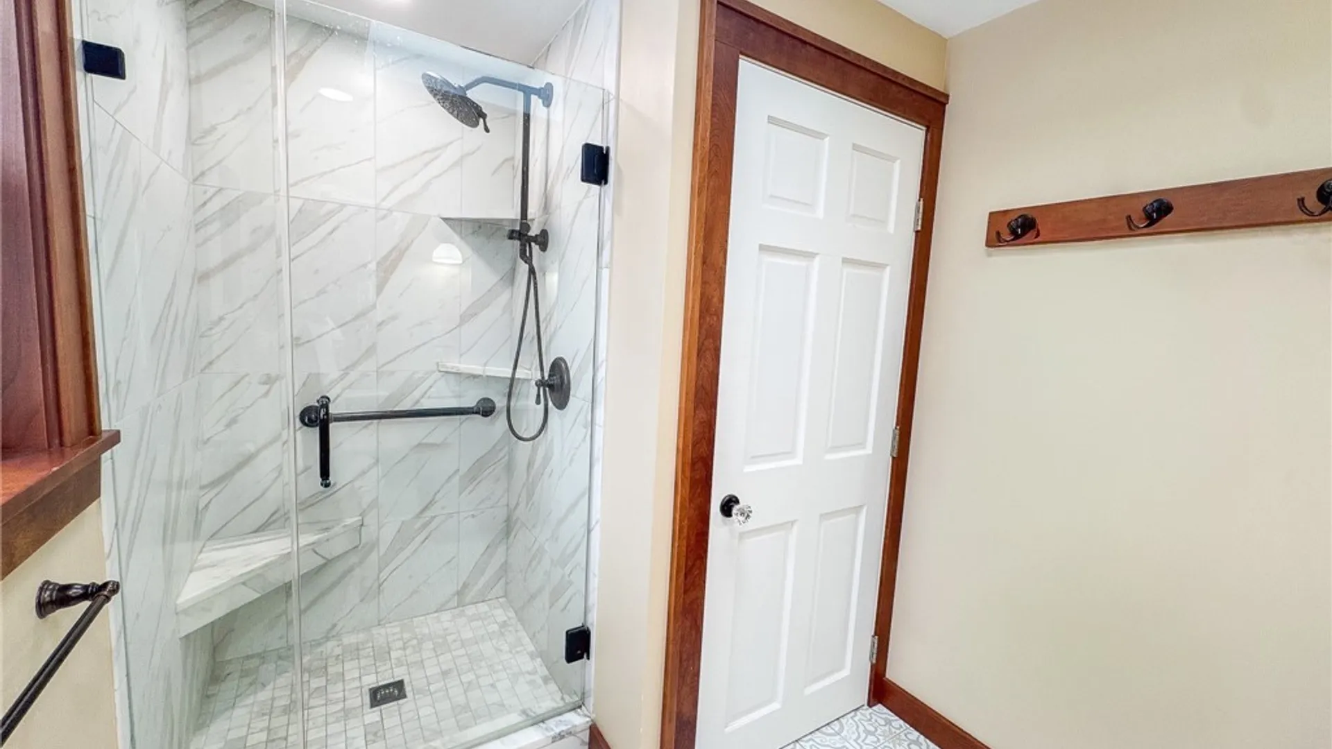 Property at 14 Hunter Avenue, Sennett, NY 13021 22