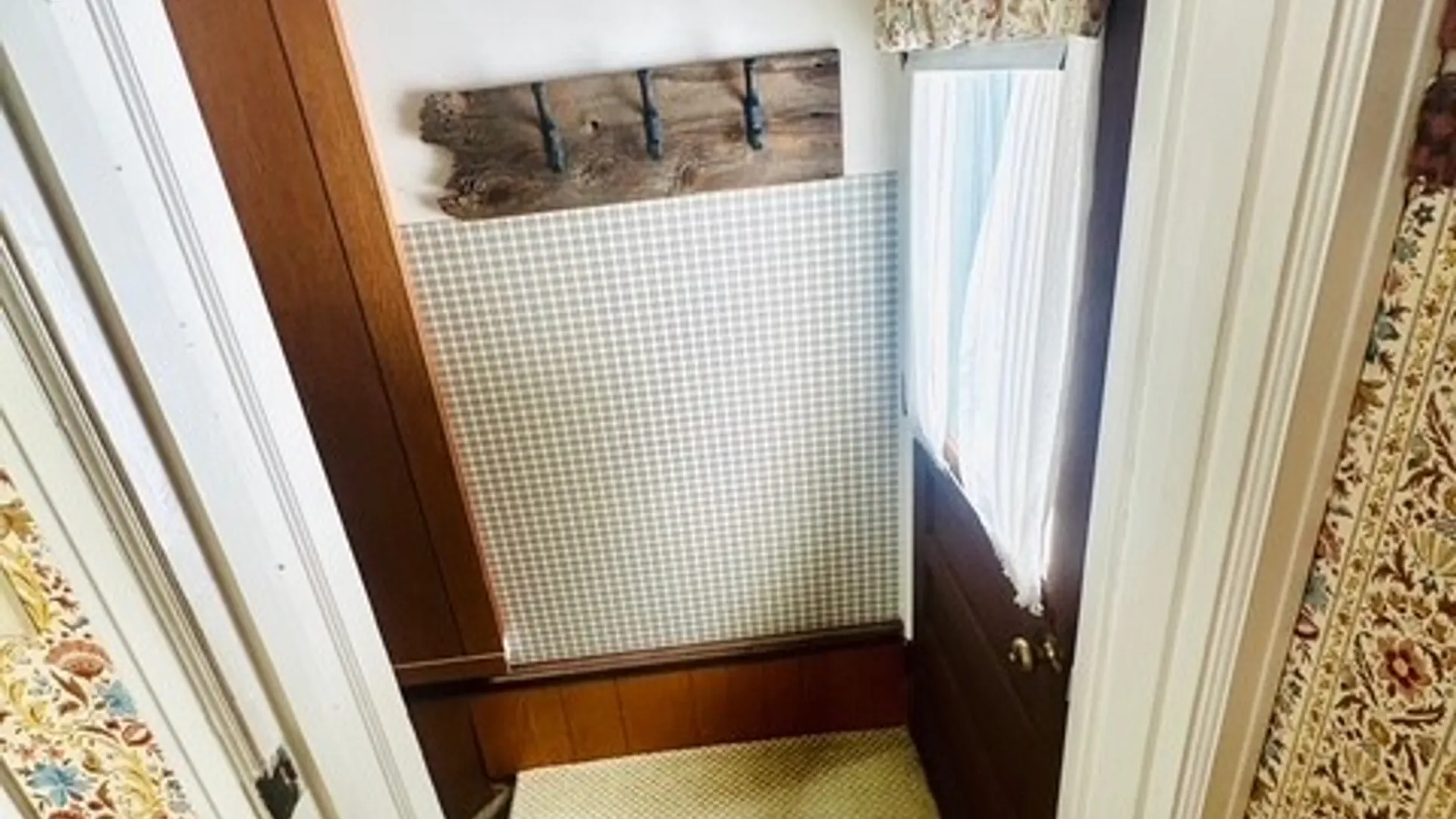 Property at 6 Locust Street, Bath, NY 14810 16