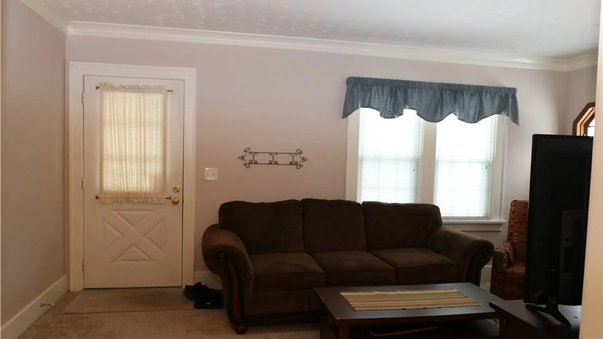 Property at 195 Brookridge Drive, Greece, NY 14616 4