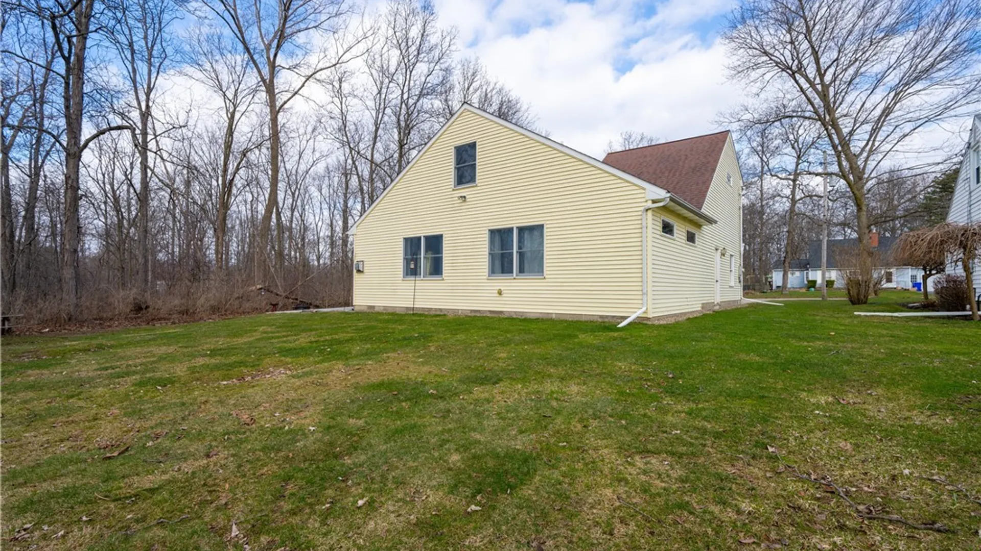 Property at 54 Glenwood Avenue, Evans, NY 14006 13