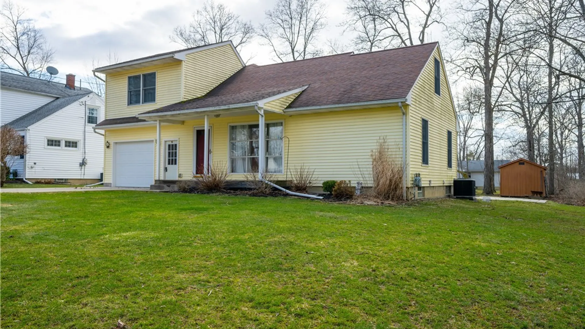 Property at 54 Glenwood Avenue, Evans, NY 14006 3