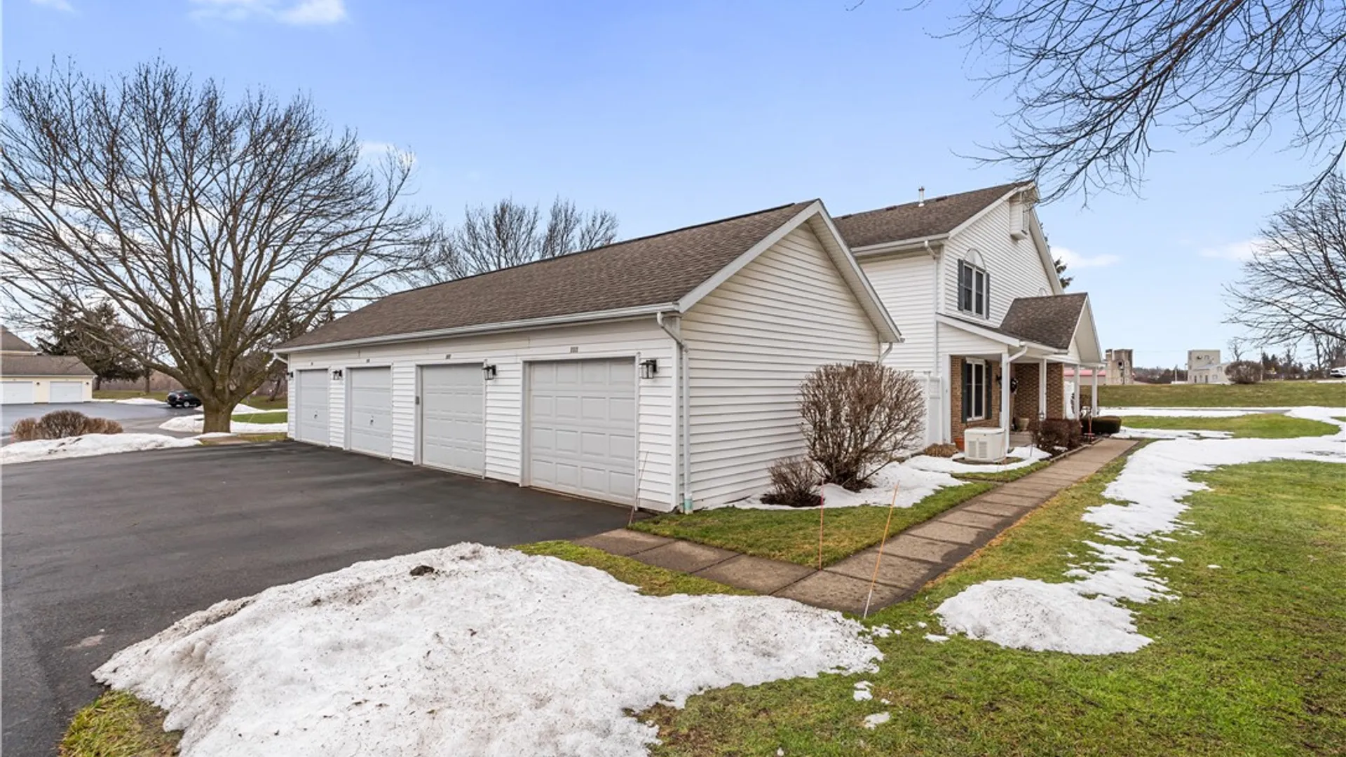 Property at 111 Dessie, Henrietta, NY 14586 38