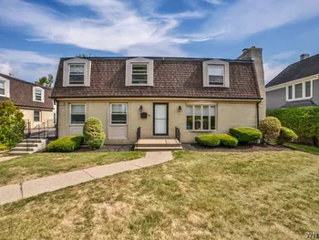 32 Bernhardt Drive, Amherst, NY 14226