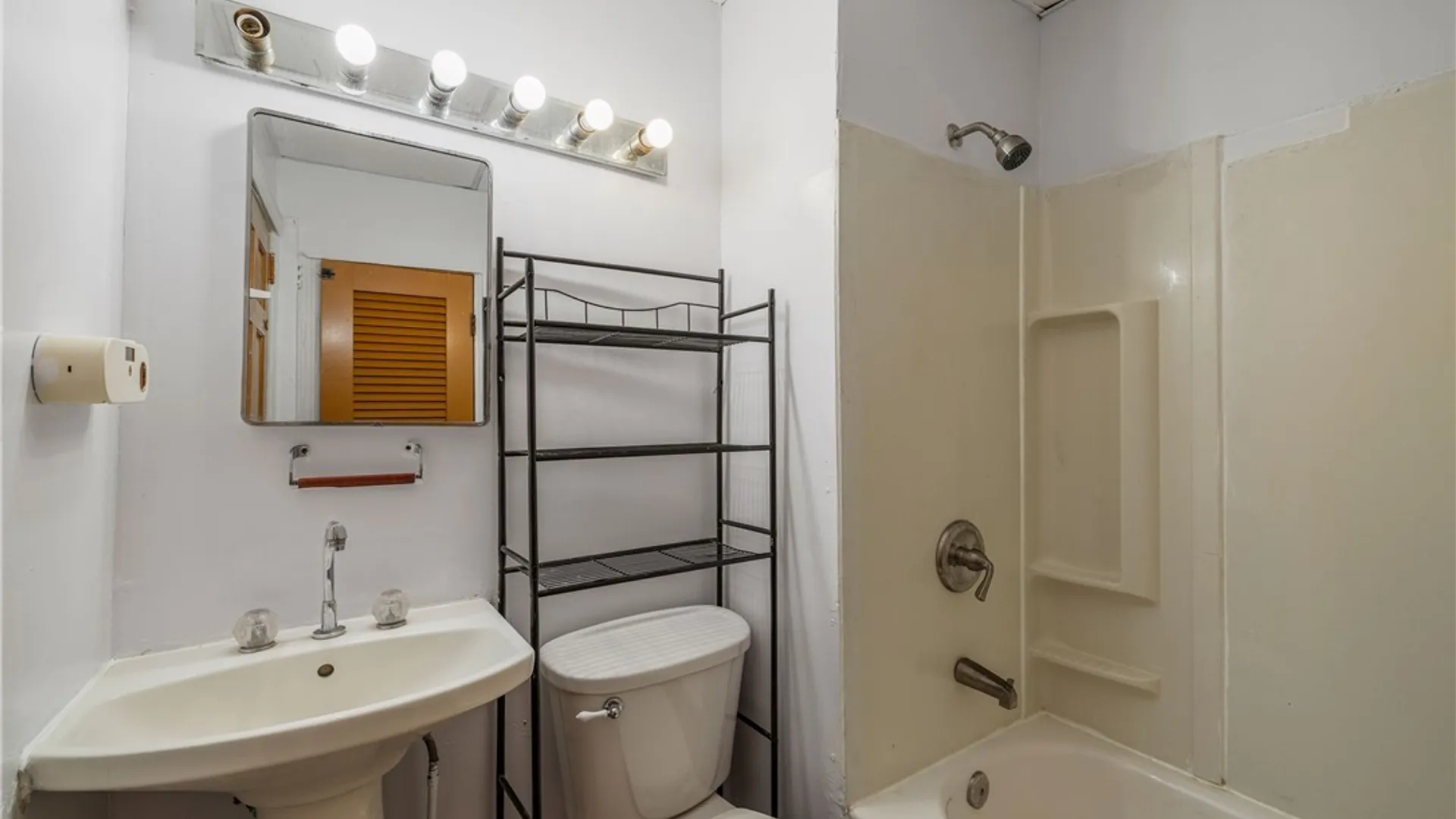Property at 109 Spaulding Street, Buffalo, NY 14220 7