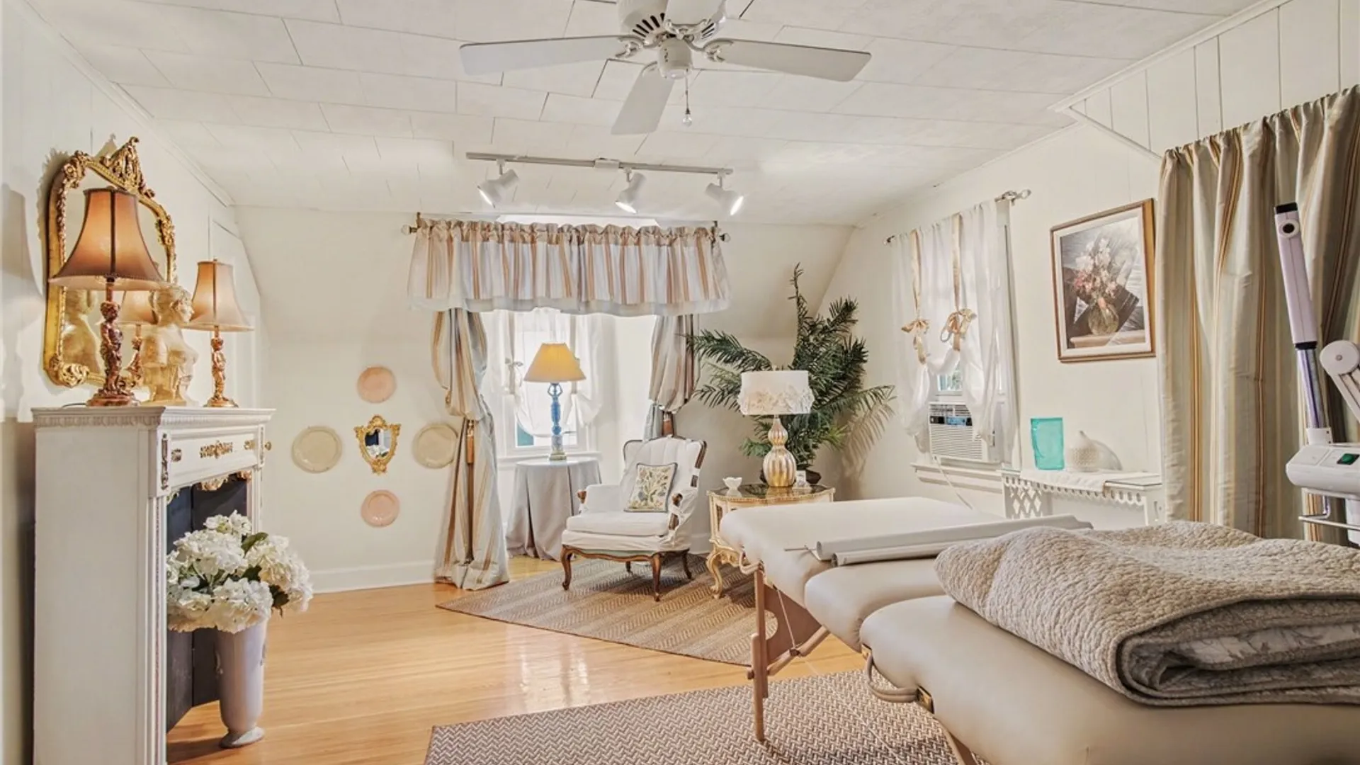 Property at 2383 Monroe Ave Avenue, Brighton, NY 14618 15