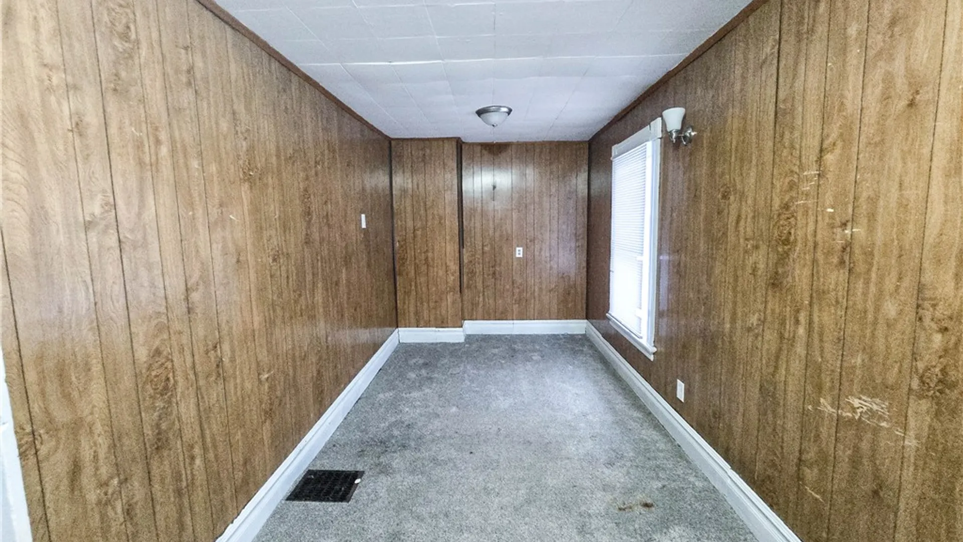 Property at 211 Parsells Avenue, Rochester, NY 14609 9