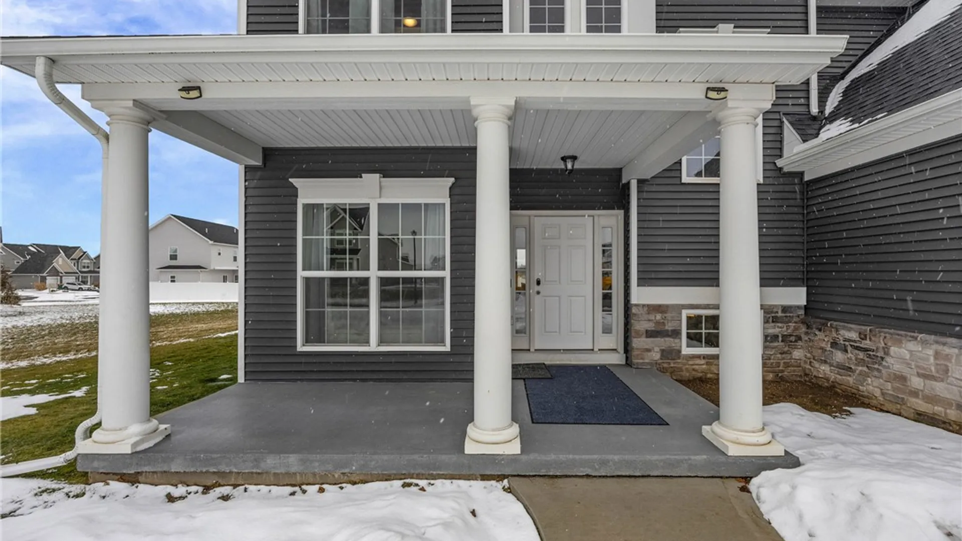 Property at 63 Candleford Hts, Henrietta, NY 14586 4