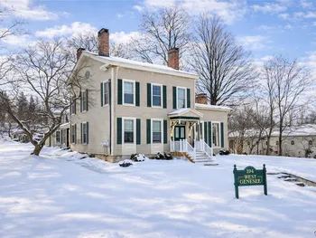 194 Genesee Street, Auburn, NY 13021