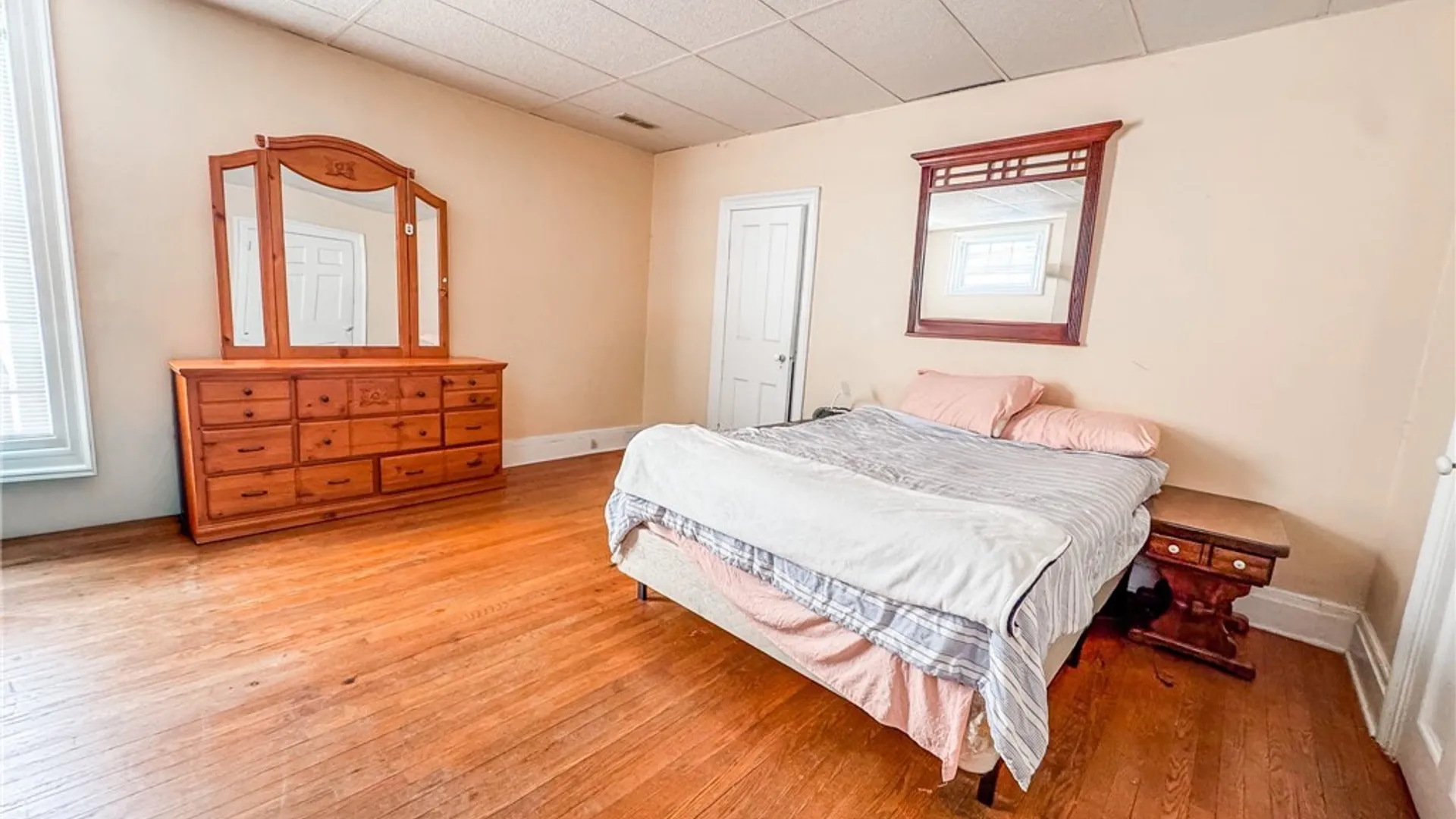 Property at 194 Genesee Street, Auburn, NY 13021 32