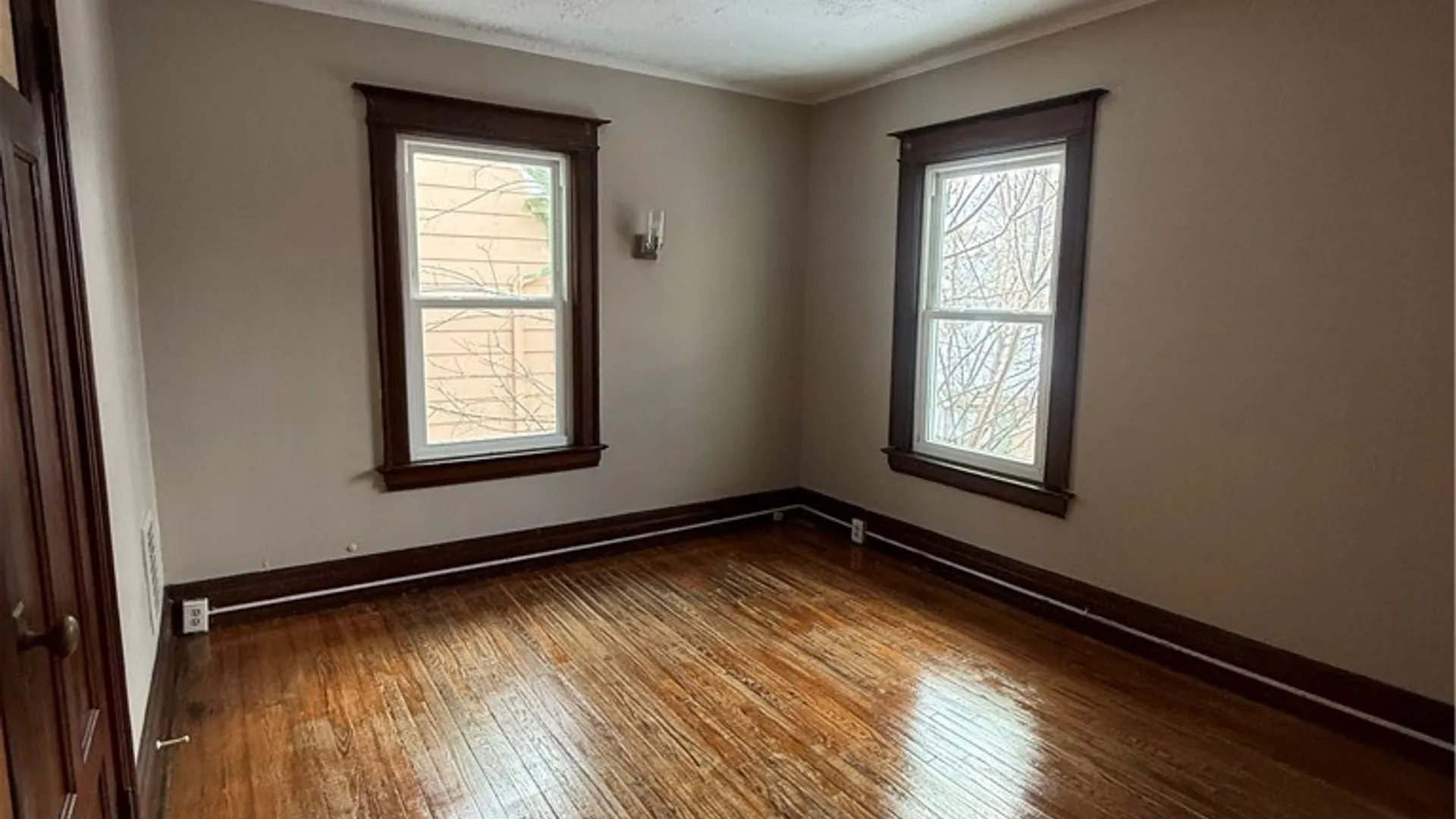 Property at 515 Arnett Boulevard, Rochester, NY 14619 14