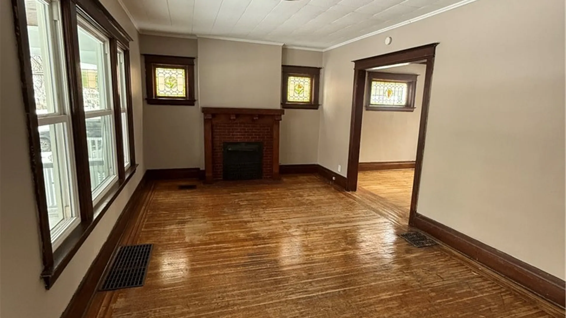 Property at 515 Arnett Boulevard, Rochester, NY 14619 2
