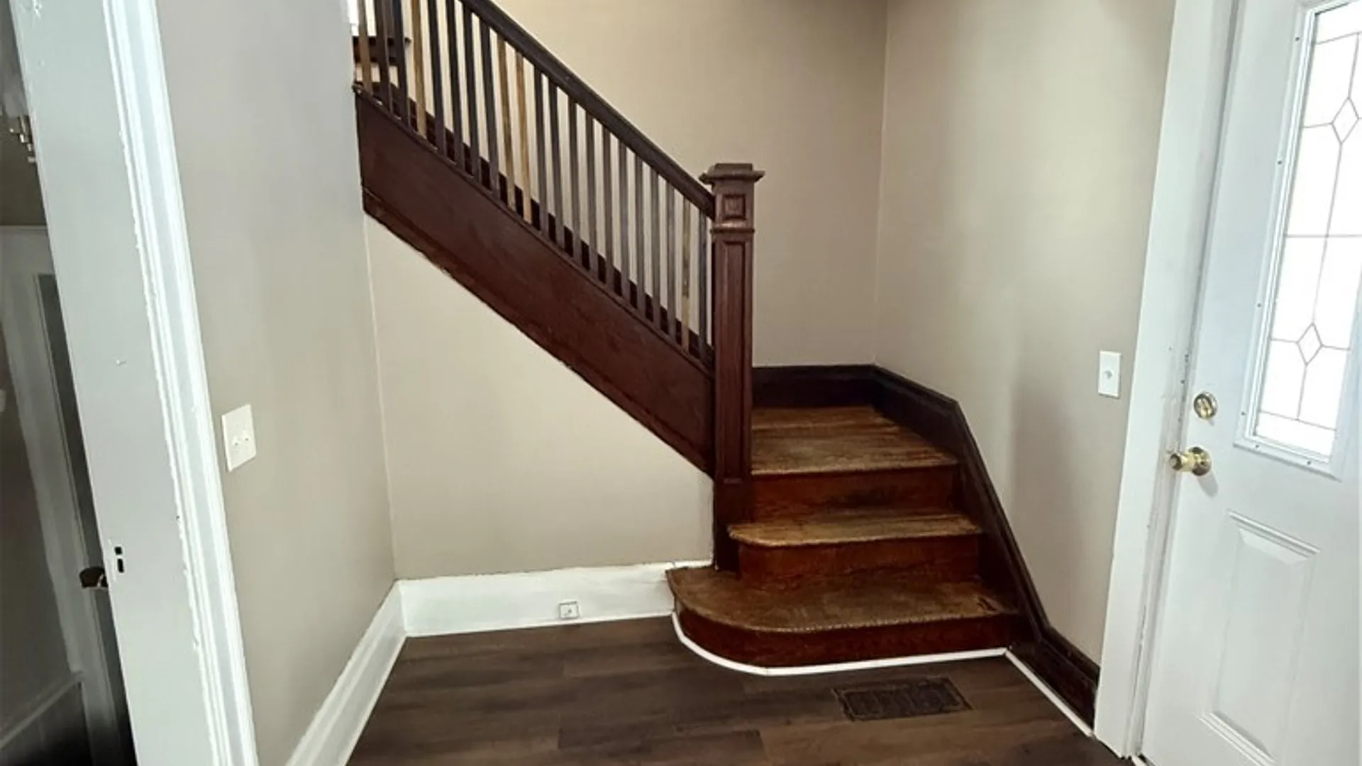 Property at 515 Arnett Boulevard, Rochester, NY 14619 5