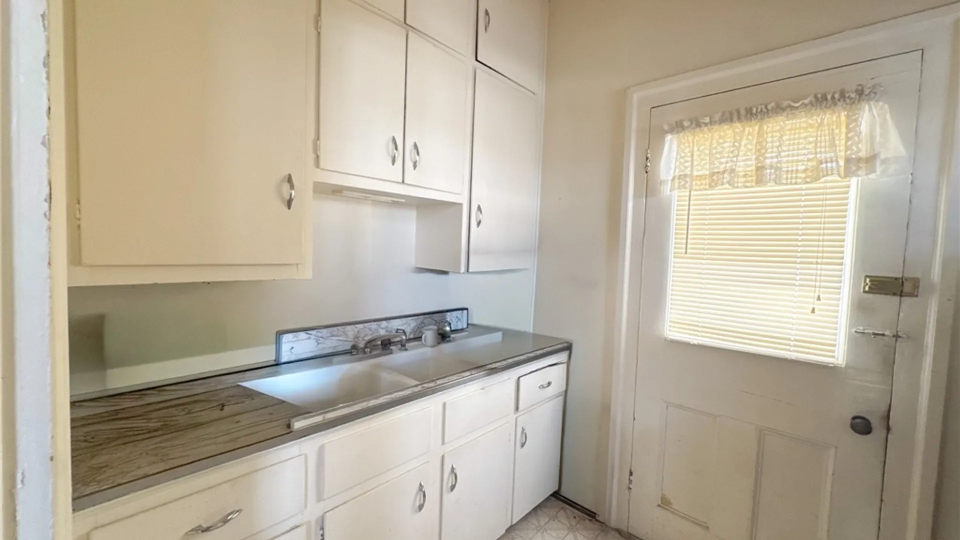 Property at 194 Genesee Street, Auburn, NY 13021 19