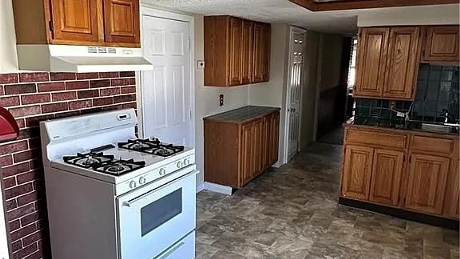 Property at 105 Griffith Street, Cheektowaga, NY 14212 11