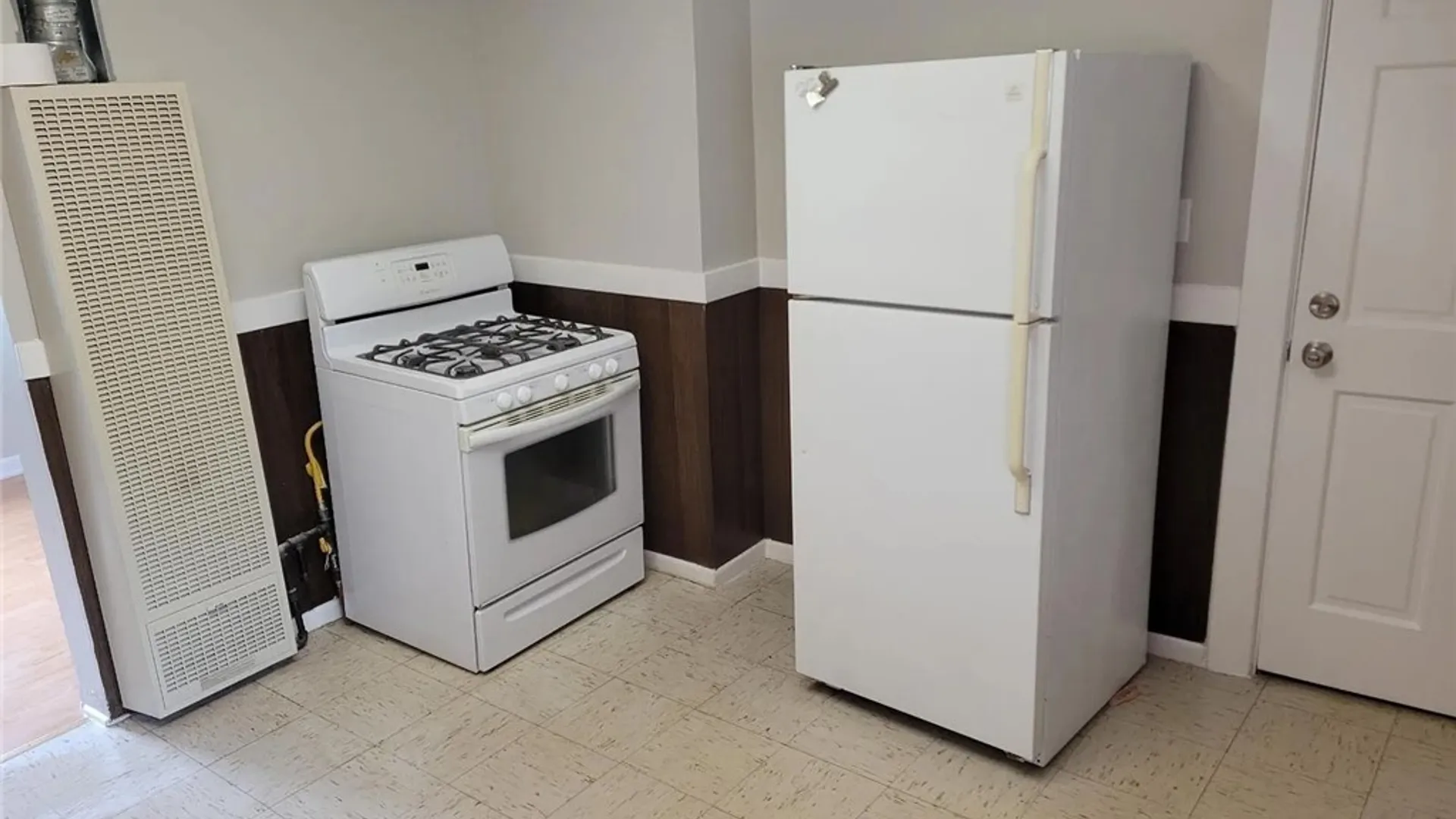 Property at 105 Griffith Street, Cheektowaga, NY 14212 9