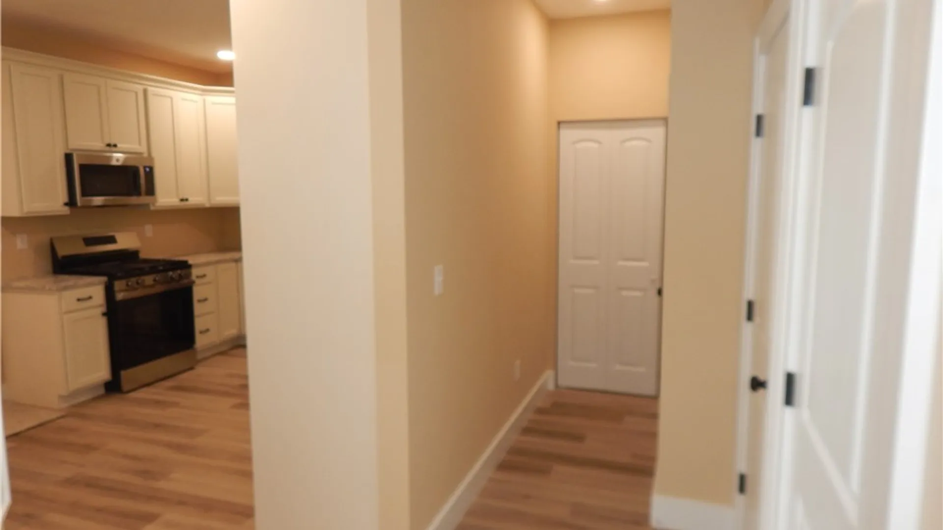 Property at 302 Bunker Hill, Syracuse, NY 13207 7