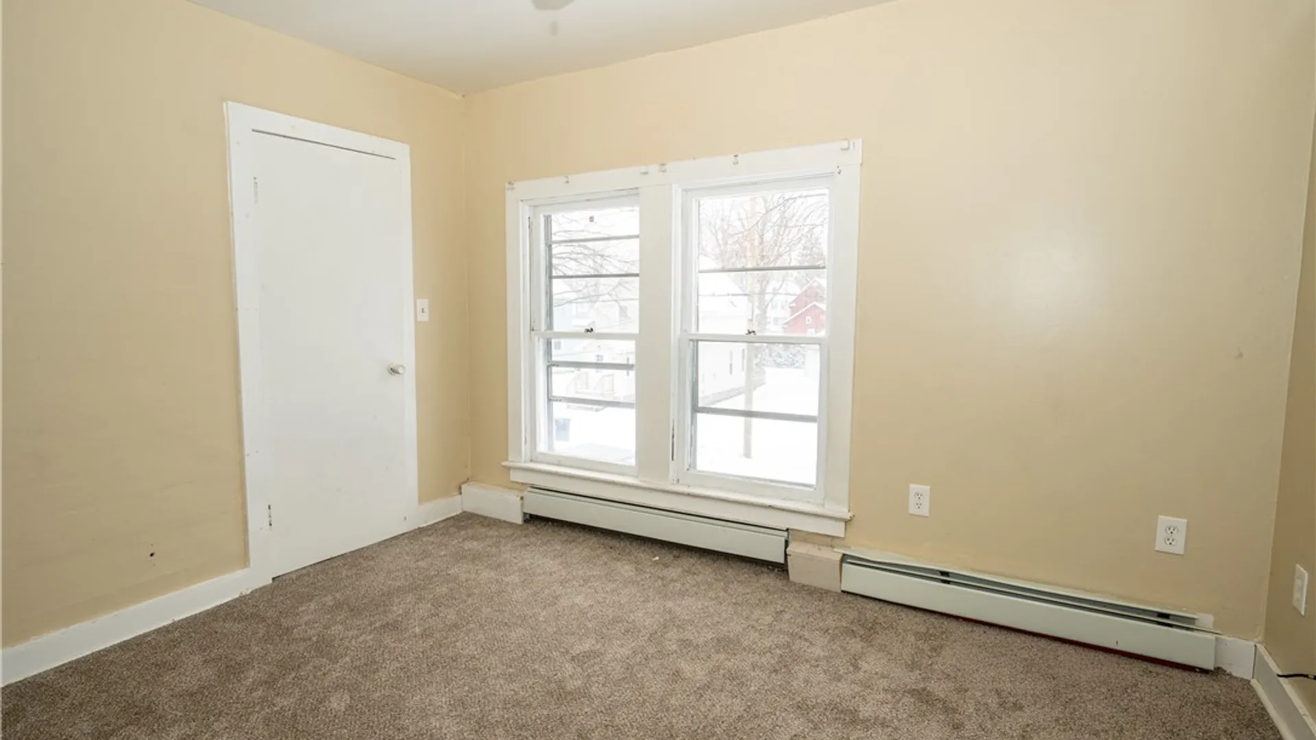 Property at 17 Harold Place, Lancaster, NY 14086 14