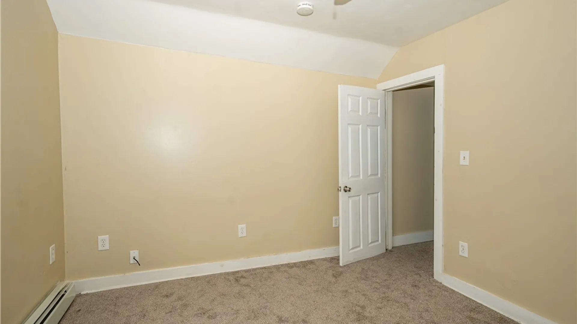 Property at 17 Harold Place, Lancaster, NY 14086 15